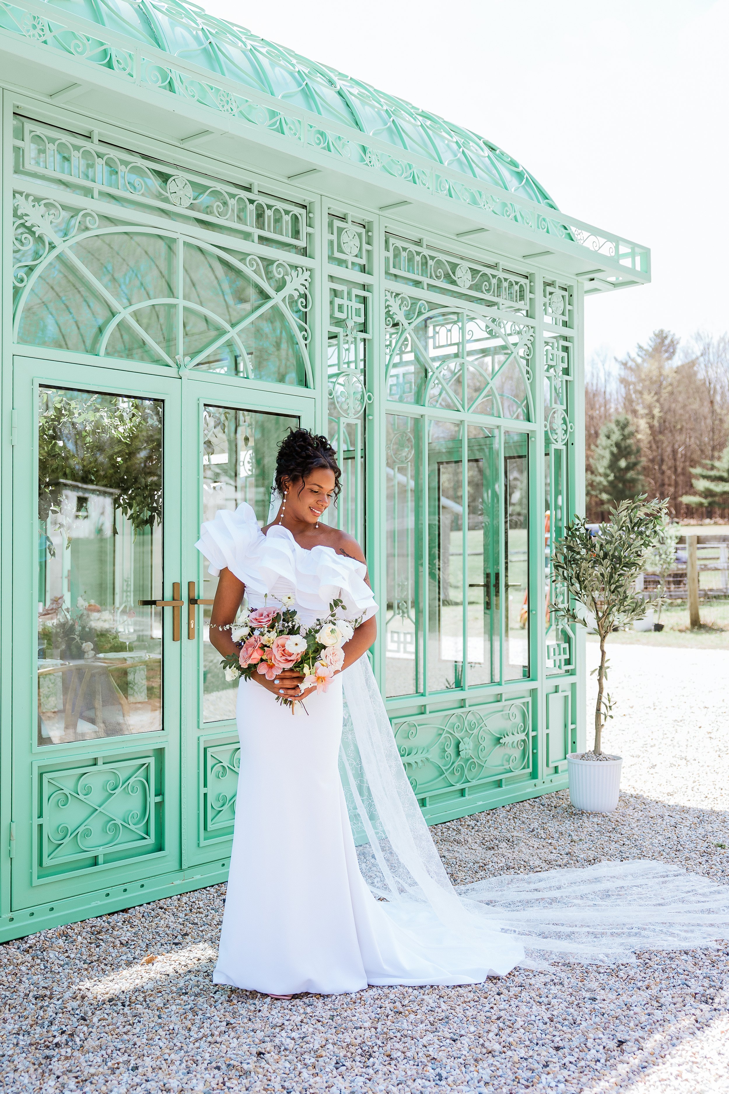 *Photography by Debbie Gander
*Design/Florals by Bad Boss Brides