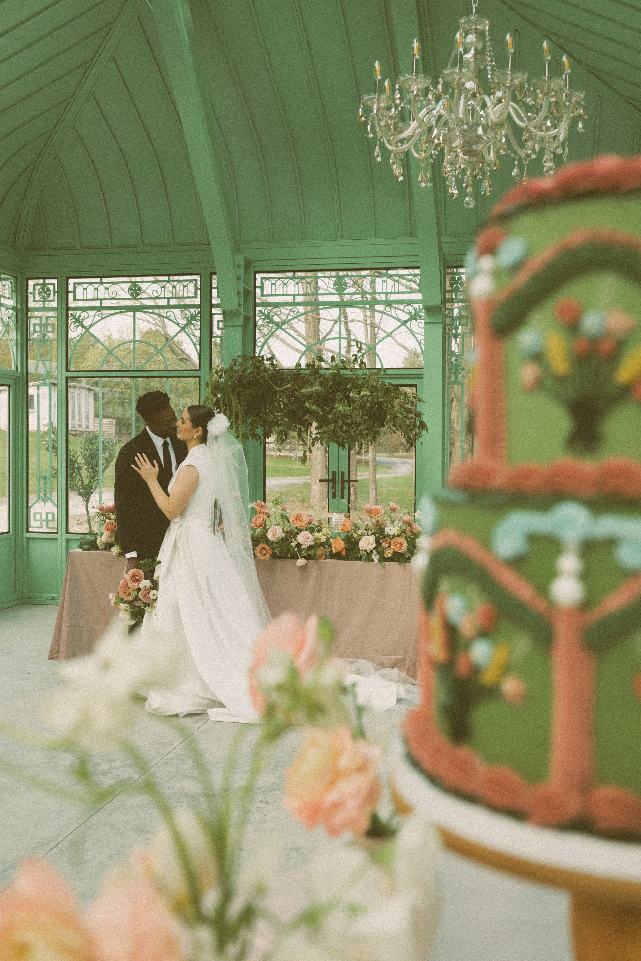 *Photography by Ashley Simmons
*Design/Florals by Bad Boss Brides