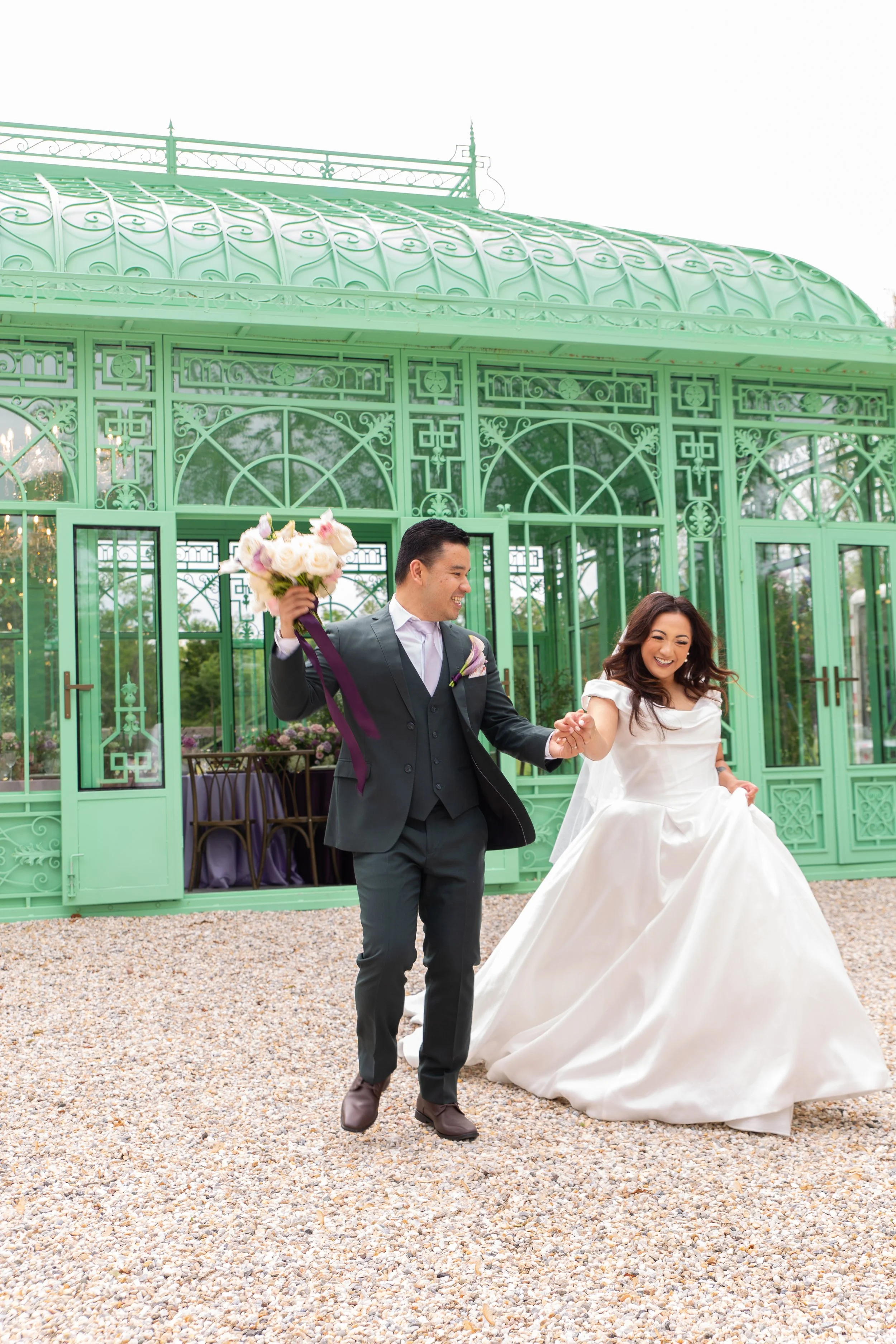 Host + Lead Photographer: @yourloveslens
Planning, Design + Styling: @onetwentywestco