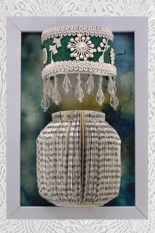 Mini Emerald Lamp