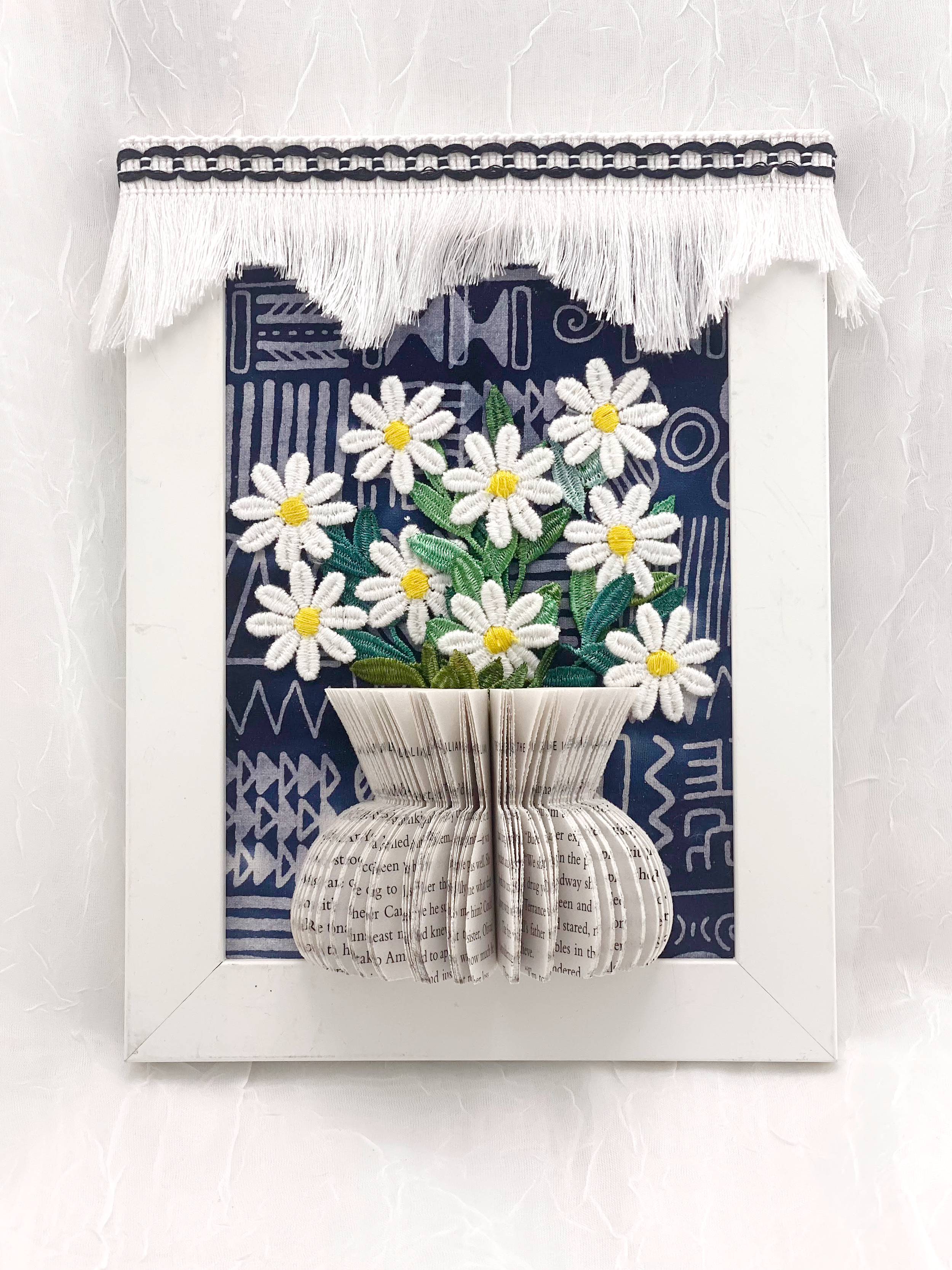 Mini Vase with Daisies