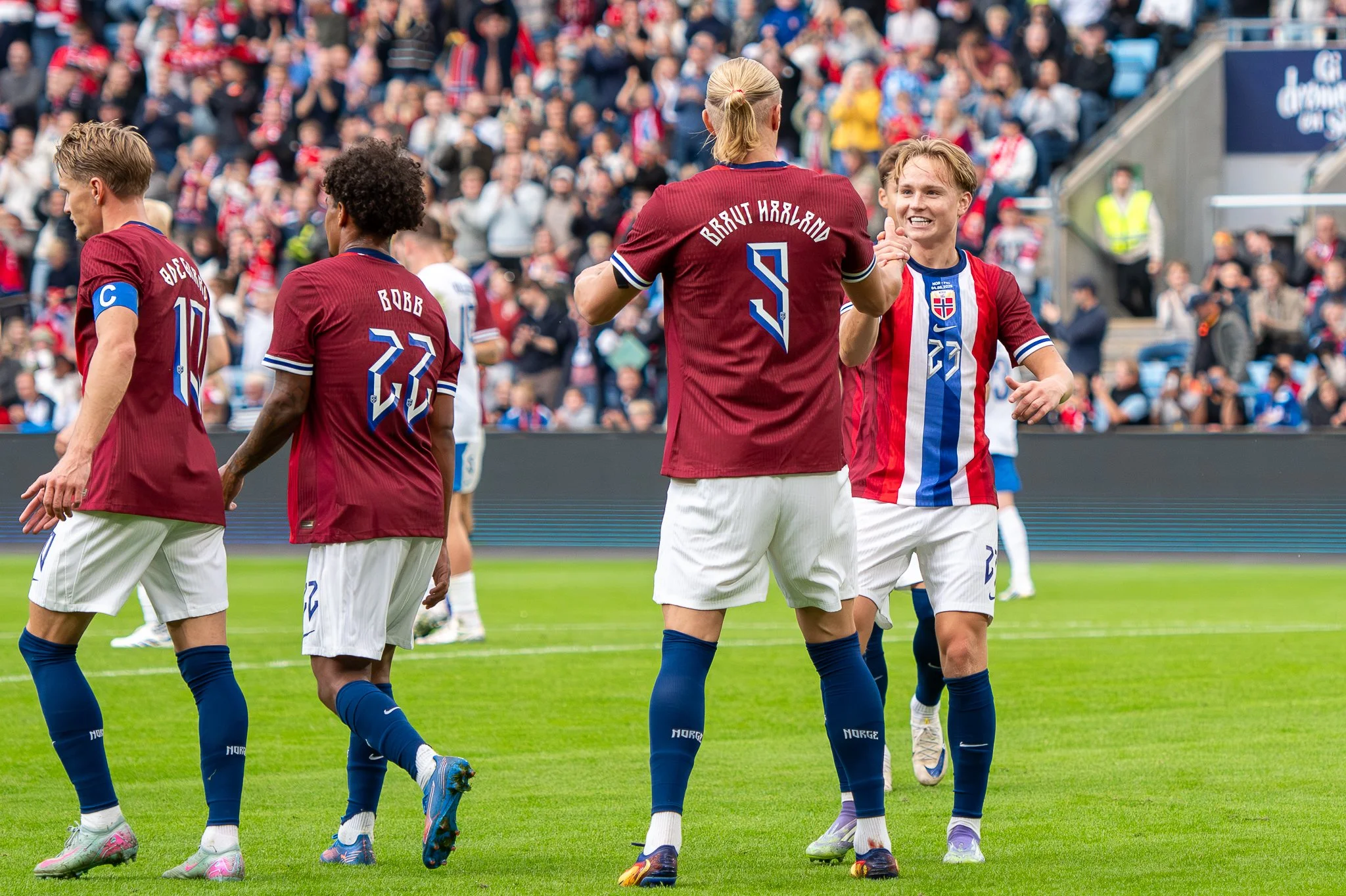 Det endte 1-0 mot Finland i privatlandskampen hjemme p&aring; Ullevaal 📸⚽
.
.
#football #picoftheday #photooftheday #norway #finland #friendly #fotball #fotboll #fussball .