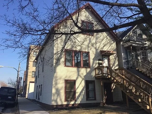 2 Bed | 3 Bath | $862,000