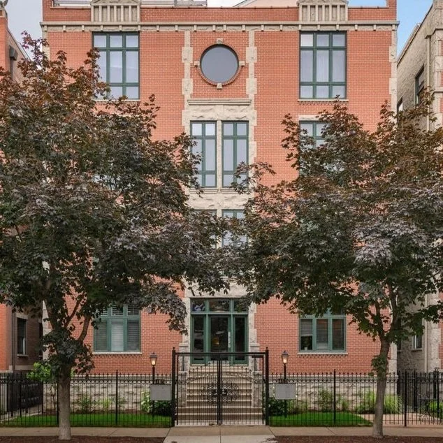 2 Bed | 2 Bath | $450,000
