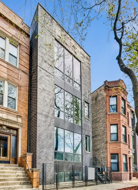 3 Bed | 2.5 Bath | $910,000