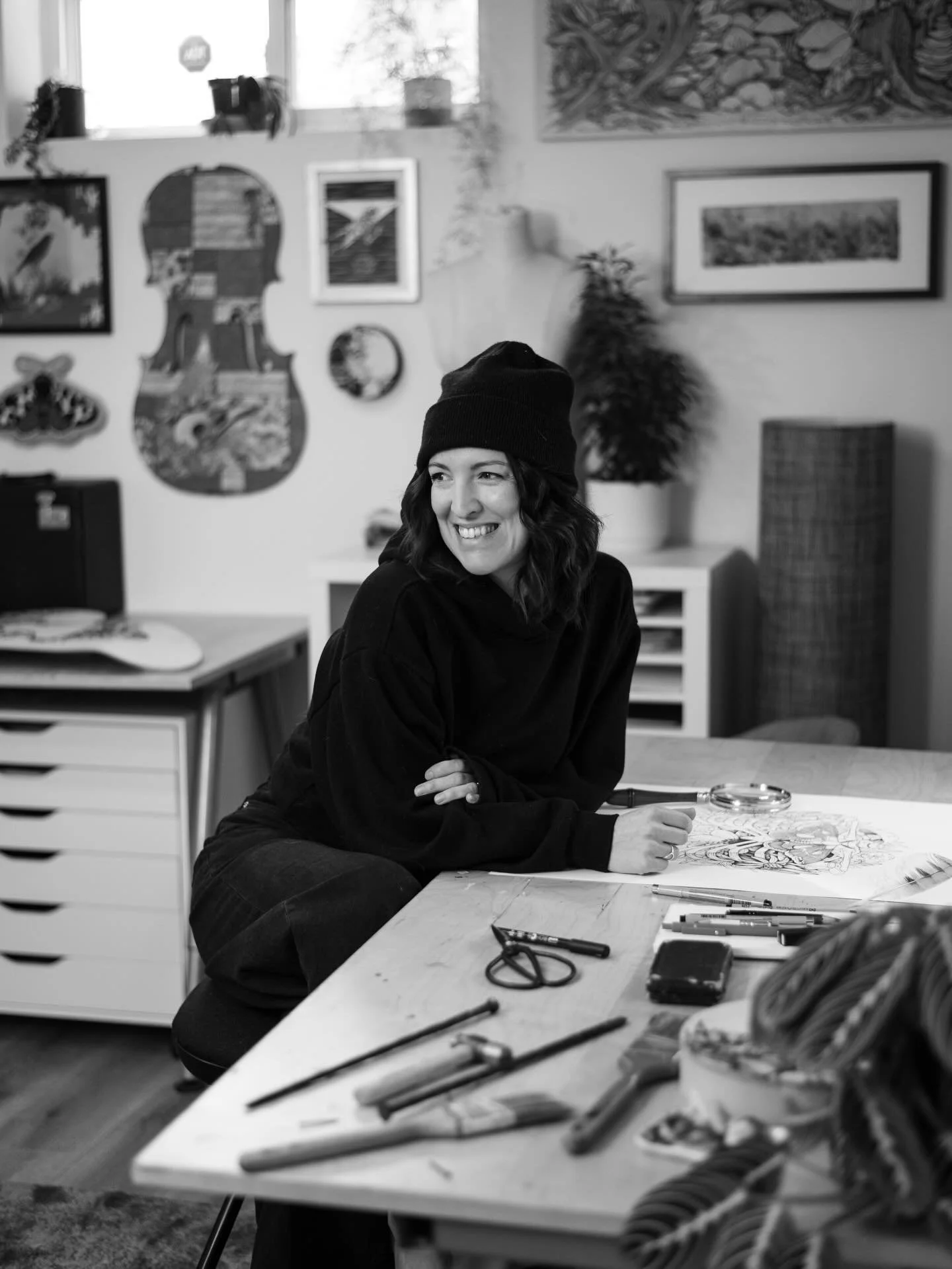 Hey, I&rsquo;m Amanda.⁣
⁣
Curator of forgotten things, botanical illustrator, and lifelong plant lover.⁣
⁣
My work explores the connection between humans and plants, and our deep relationship with the natural world. Inspired by plant medicine and eve