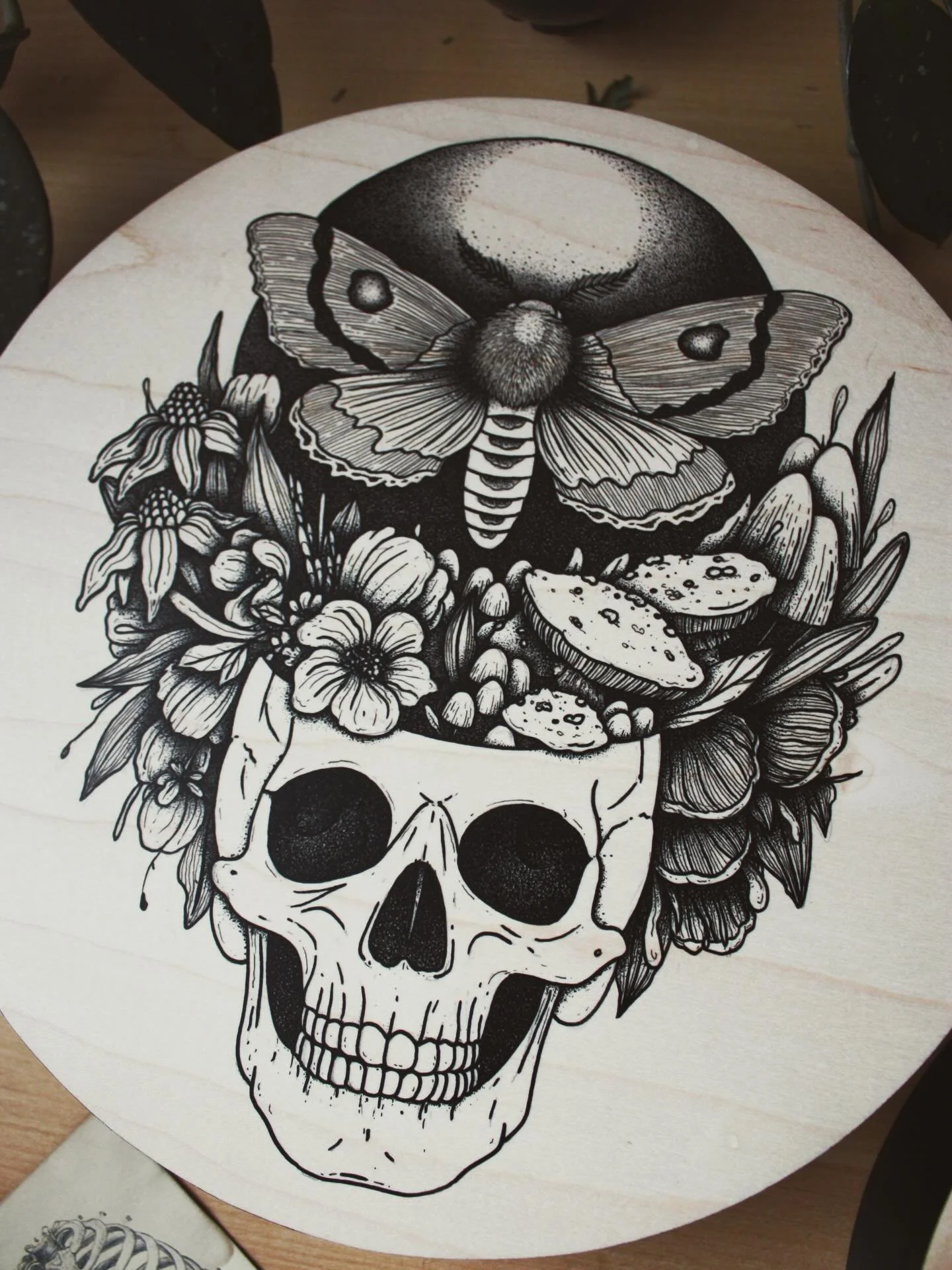 My new collection will be on display at @cspace.mardaloop this weekend, alongside other artists exploring themes of spirituality, meditation, natural medicines &amp; psychedelics, connection to nature, and conscious expansion.⁣
⁣
Come experience Sacr