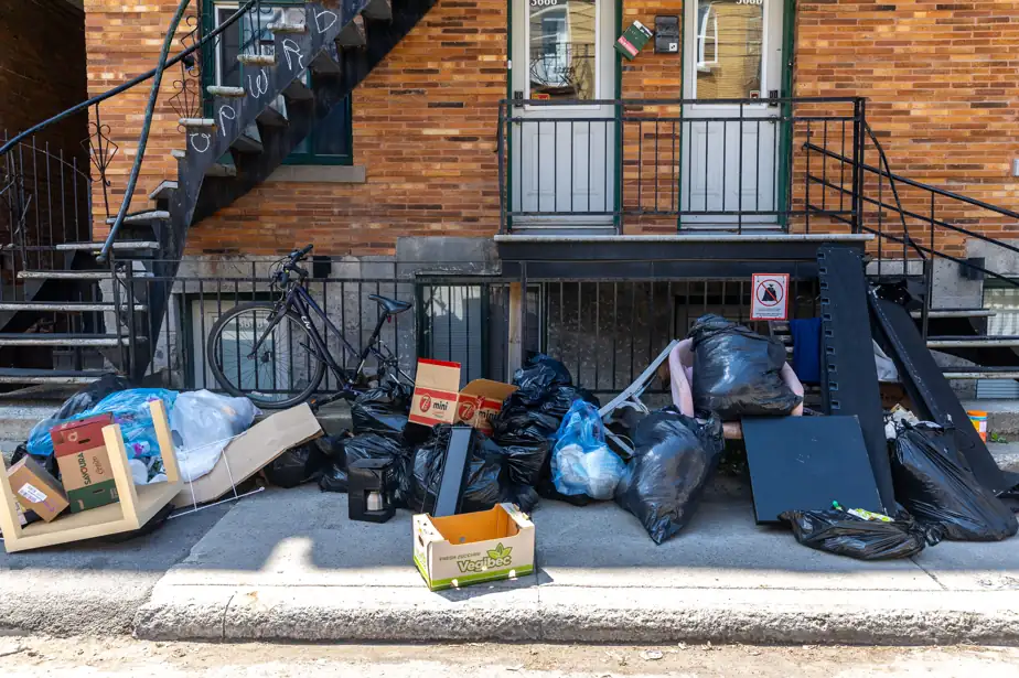 La Presse: Montréal appelle les citoyens à garder la ville propre lors des déménagements