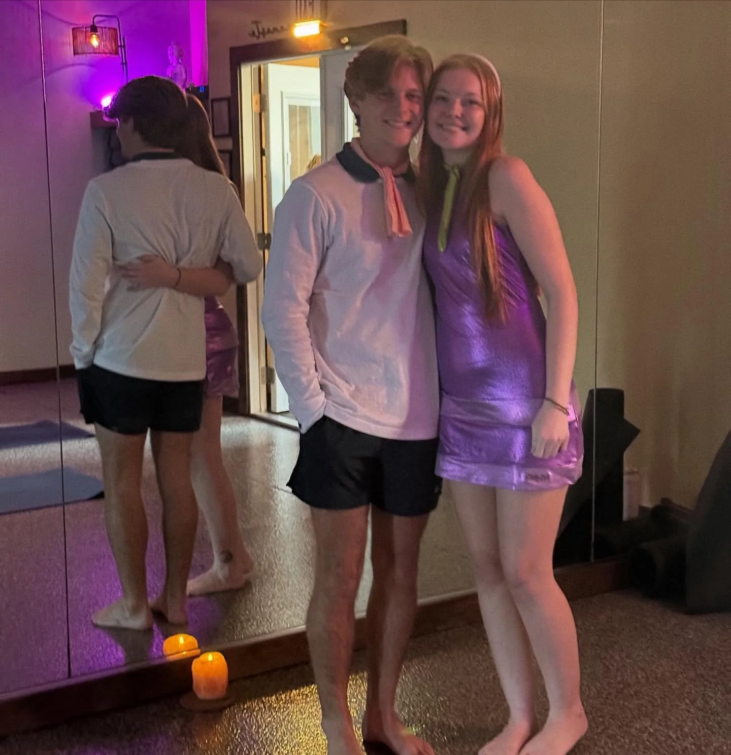 🦇 Flowing into Halloween with glowing smiles!
#HotYogaDeLand #Halloween #deland #yofa