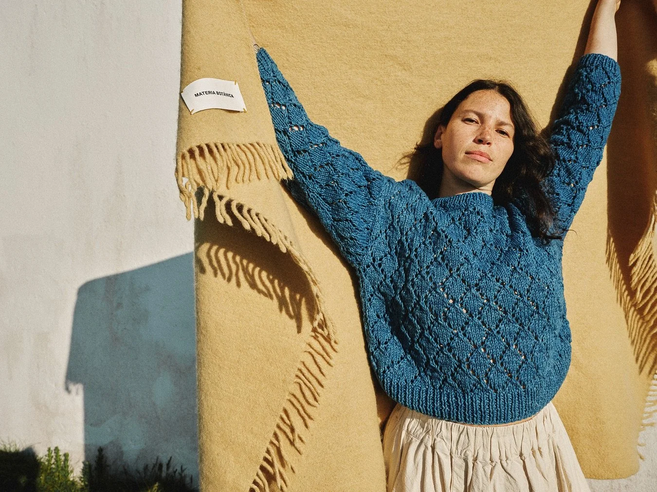 REFUGIO 

Refugio means refuge, a safe space to shelter in, the place you return to when you need care. This is the name of these collection of blankets, woven from pure merino wool on traditional looms and hand dyed one by one, with plants that care