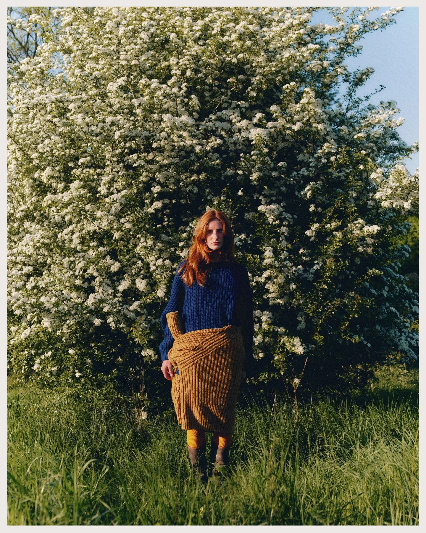 🍅

Credits
AD &amp; Photography: @aliochaboi 
Set design: @natalia_koall 
Model: @mathilde.cartoux 
AD: @linabrandt 
Agency: @so_represent 

A big thank you to Alice and Chlo&eacute; from @champ_libre_cantine , to @cambartho , and to Valentin from @