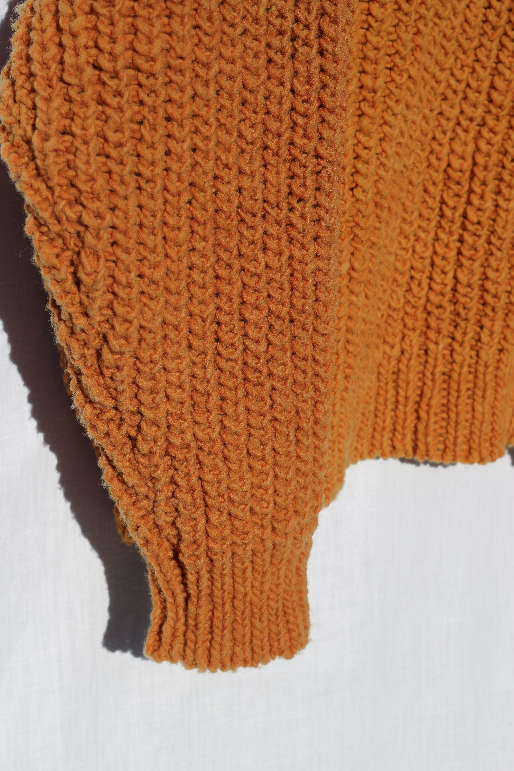 Río-jumper---Orange-onion-skins-6-EXTRA.jpg