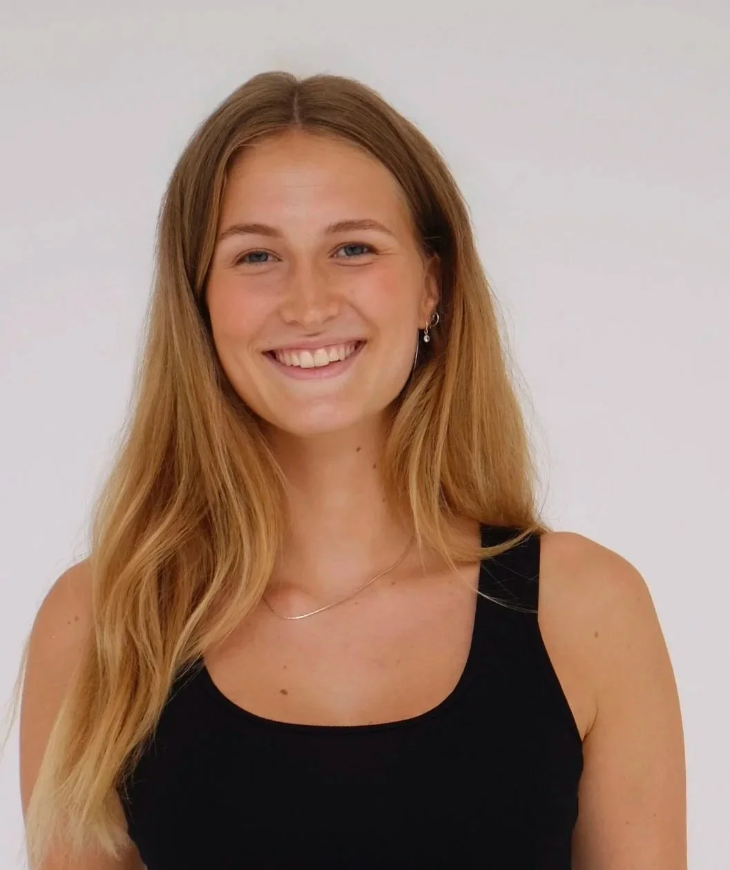 FÉLINE KRATZ - Social Media Support - LISSABON
