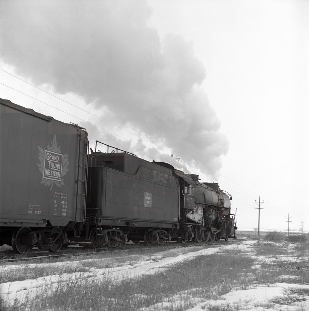 Engine 807