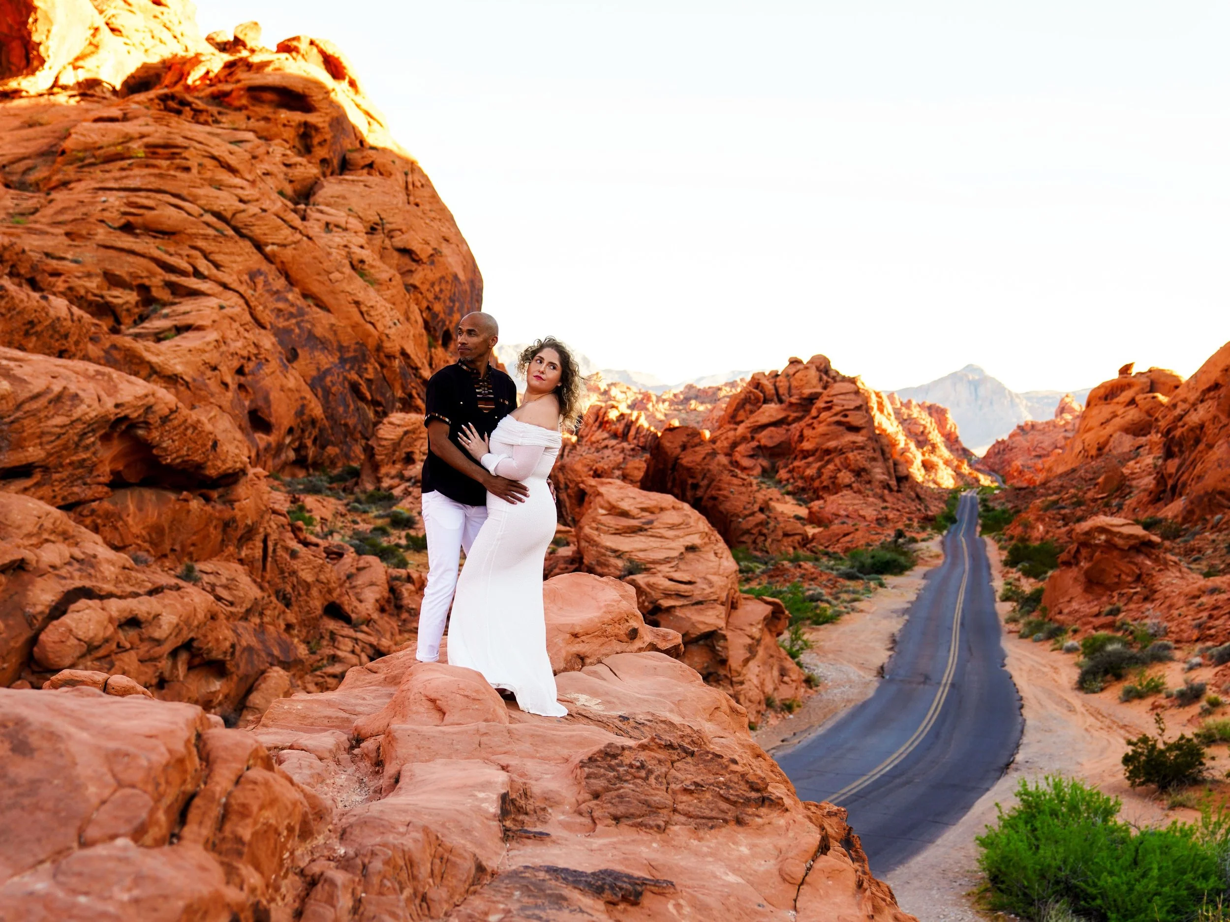 &bull;Engagment Collection&bull;
When breathtaking views meet an even more beautiful love story. 💍
&bull;
@whatizz_photo 
@whatizz_projects 
&bull;
&bull;
#engagment #engagmentphotography #nevadaphotographer #travelphotography #valleyoffirenevada