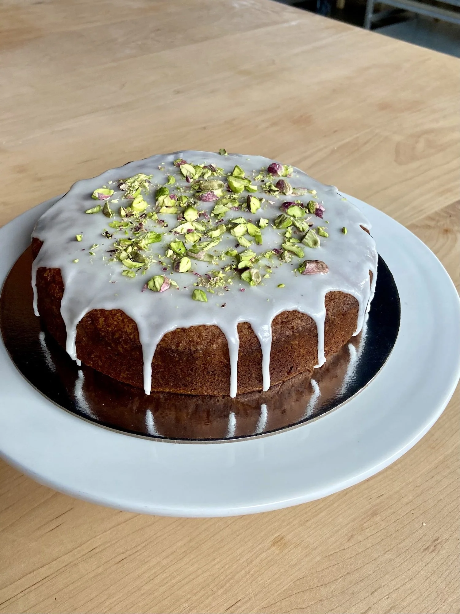 PISTACHIO & CARDAMOM CAKE