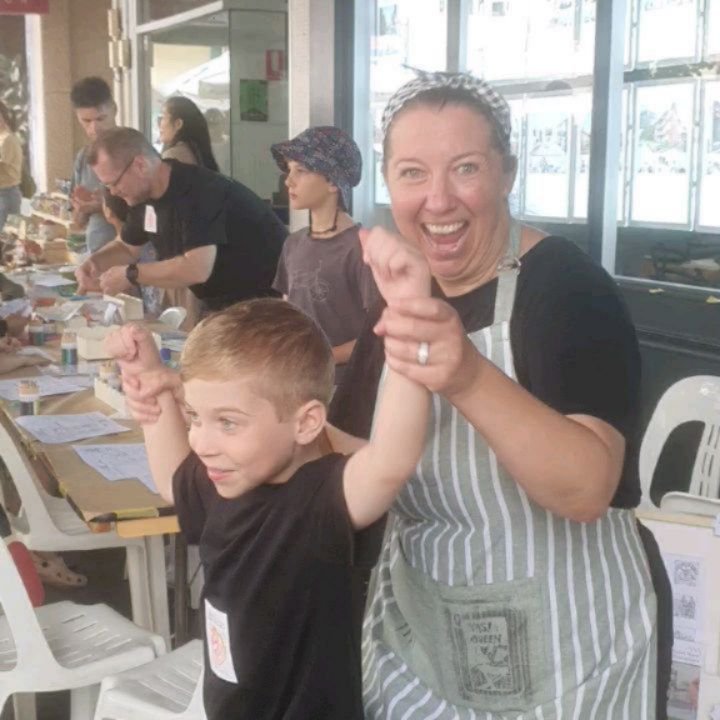 WHAT A DAY 🥳🙌💖 @picket_fence_illustrations

@innerwestcouncil the SUMMER HILL SOCIAL 🌞 was an absolute BLAST 🥳💖 Thanks so much for having me!!

It was such a magical day of family, friends &amp; community ✨️ Everything that is so, so special to