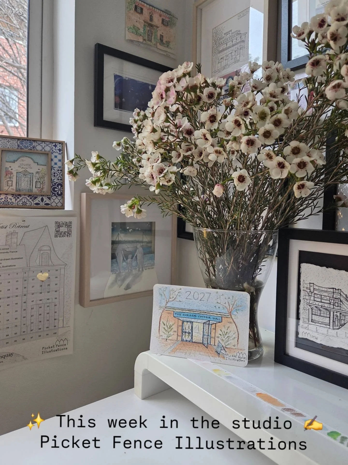 ✍️ The week that was ✨️ @picket_fence_illustrations 

@outfieldcafe artist in residence ✍️✨️☕️@picket_fence_illustrations 

Fresh flowers for the studio 💐💕✨️
Mothers group catch up (friends since our boys were tiny 💕🥰)

@innerwestcouncil Ashfield