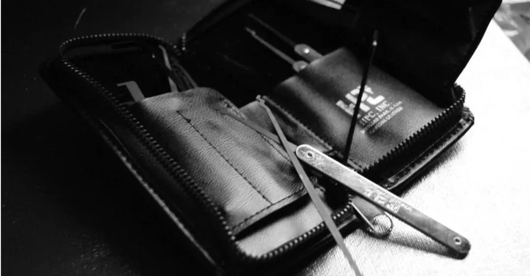 Locked Out in Geelong? What to Do Before You Call a Locksmith