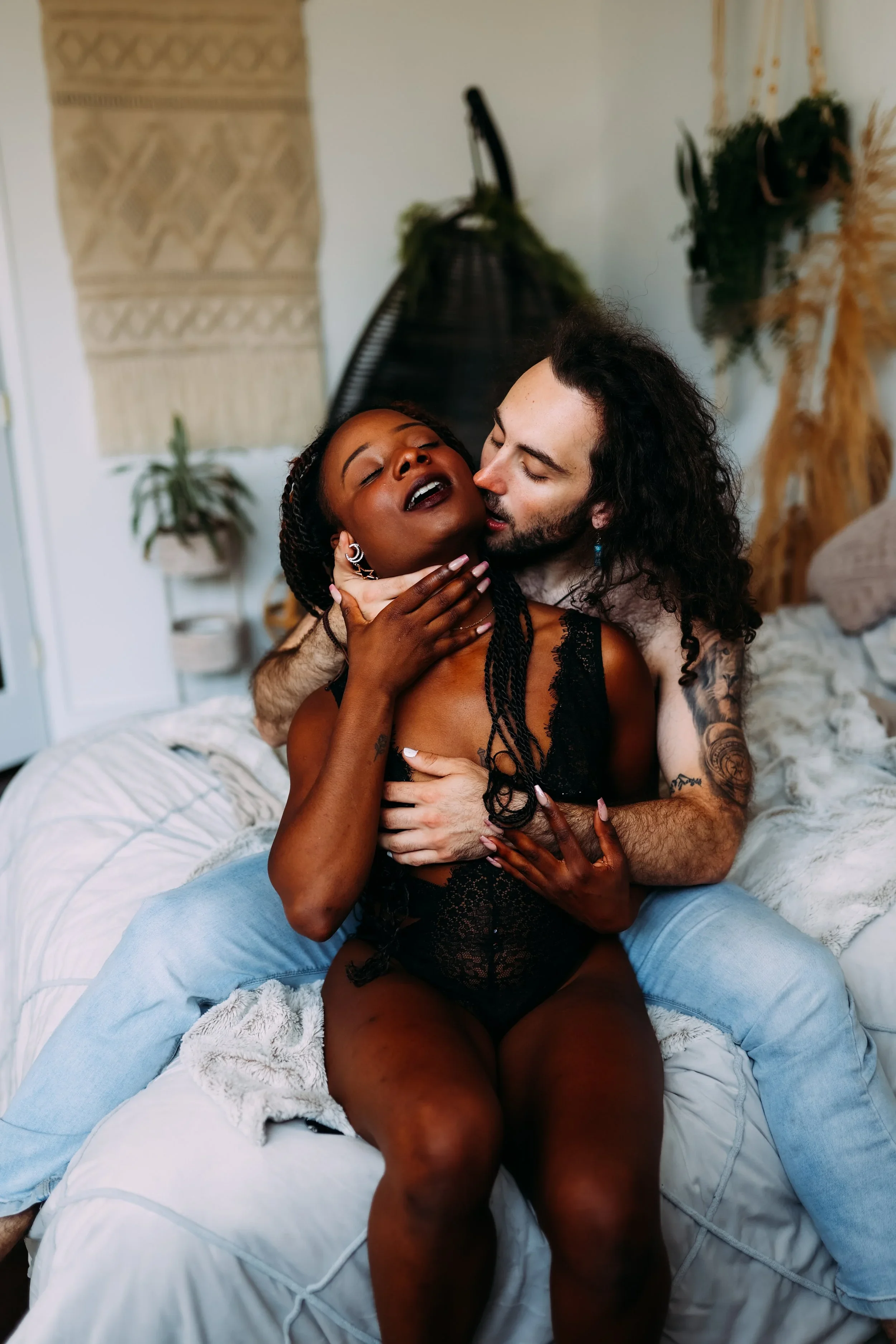 sexycouplesphotos.webp