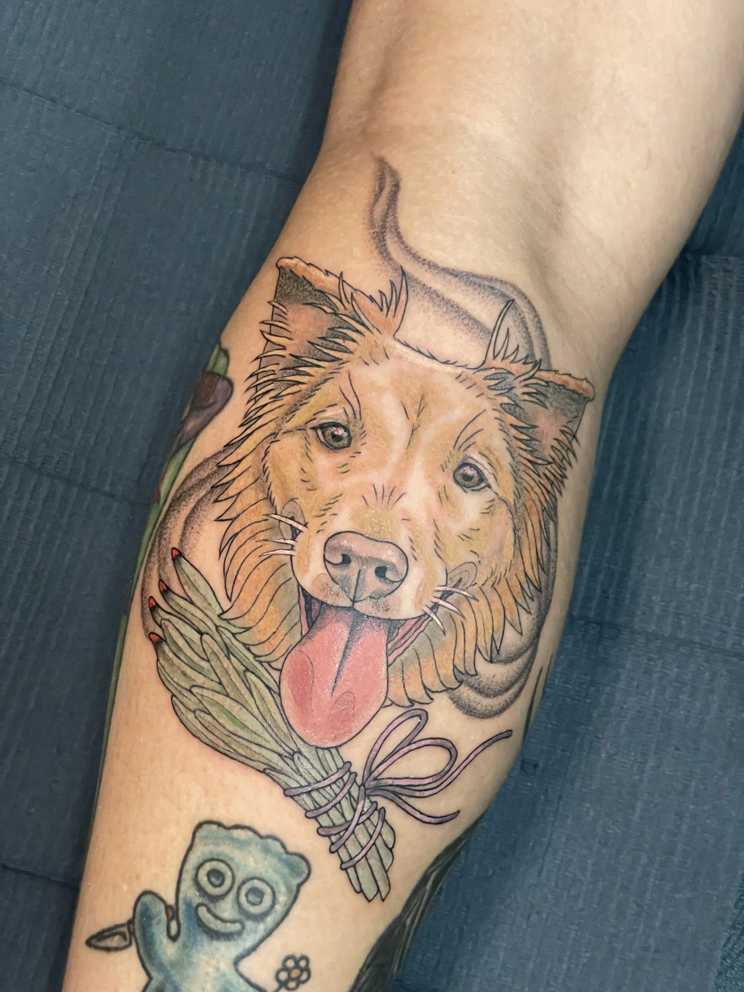 sage doggy portrait neotrad tattoo.