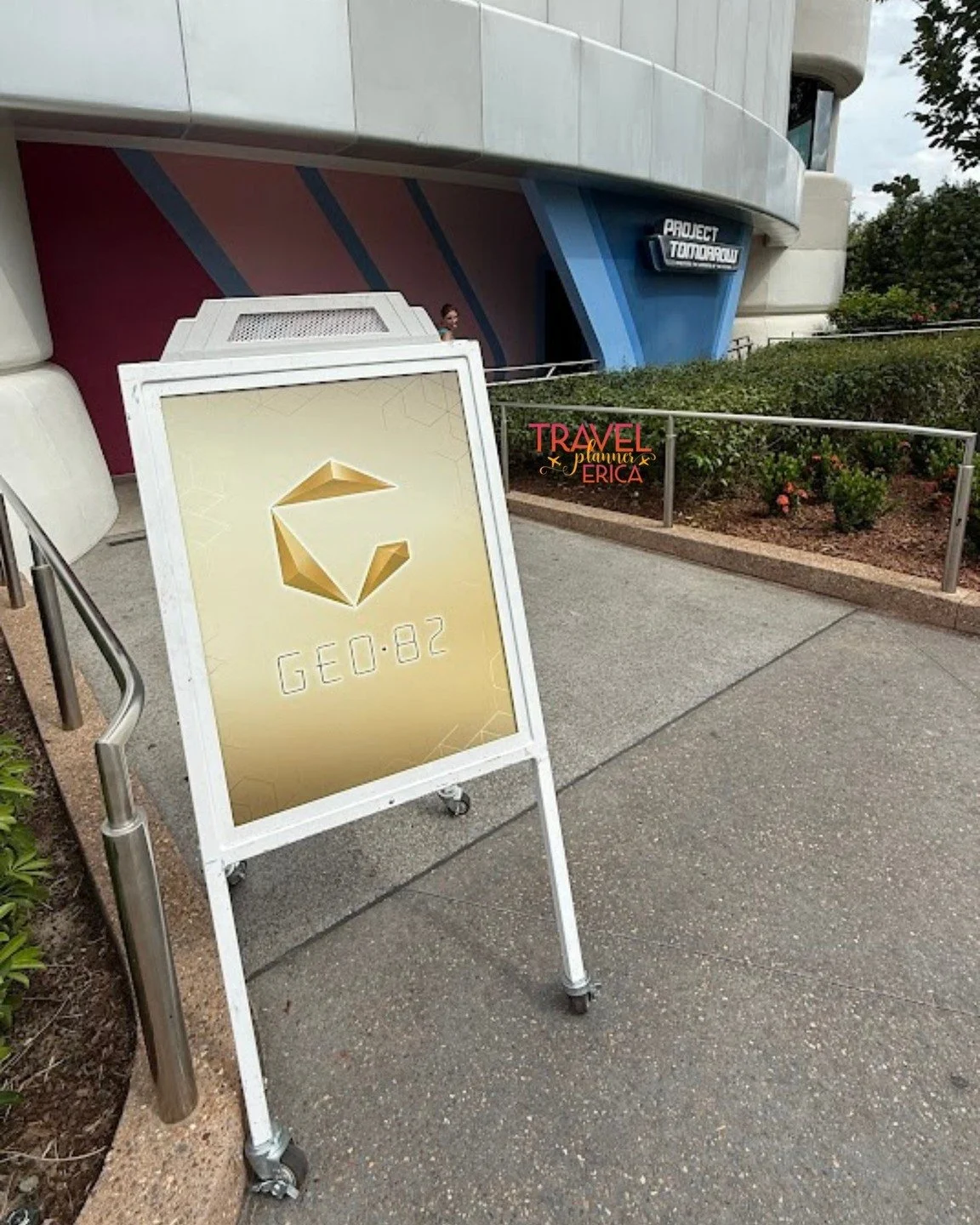 There&rsquo;s a new spot inside EPCOT that Disney adults are already buzzing about, and it&rsquo;s a first for the park. 

Introducing GEO-82 Lounge, the first adults-only lounge at Epcot, tucked inside the iconic Spaceship Earth. This hidden gem is 
