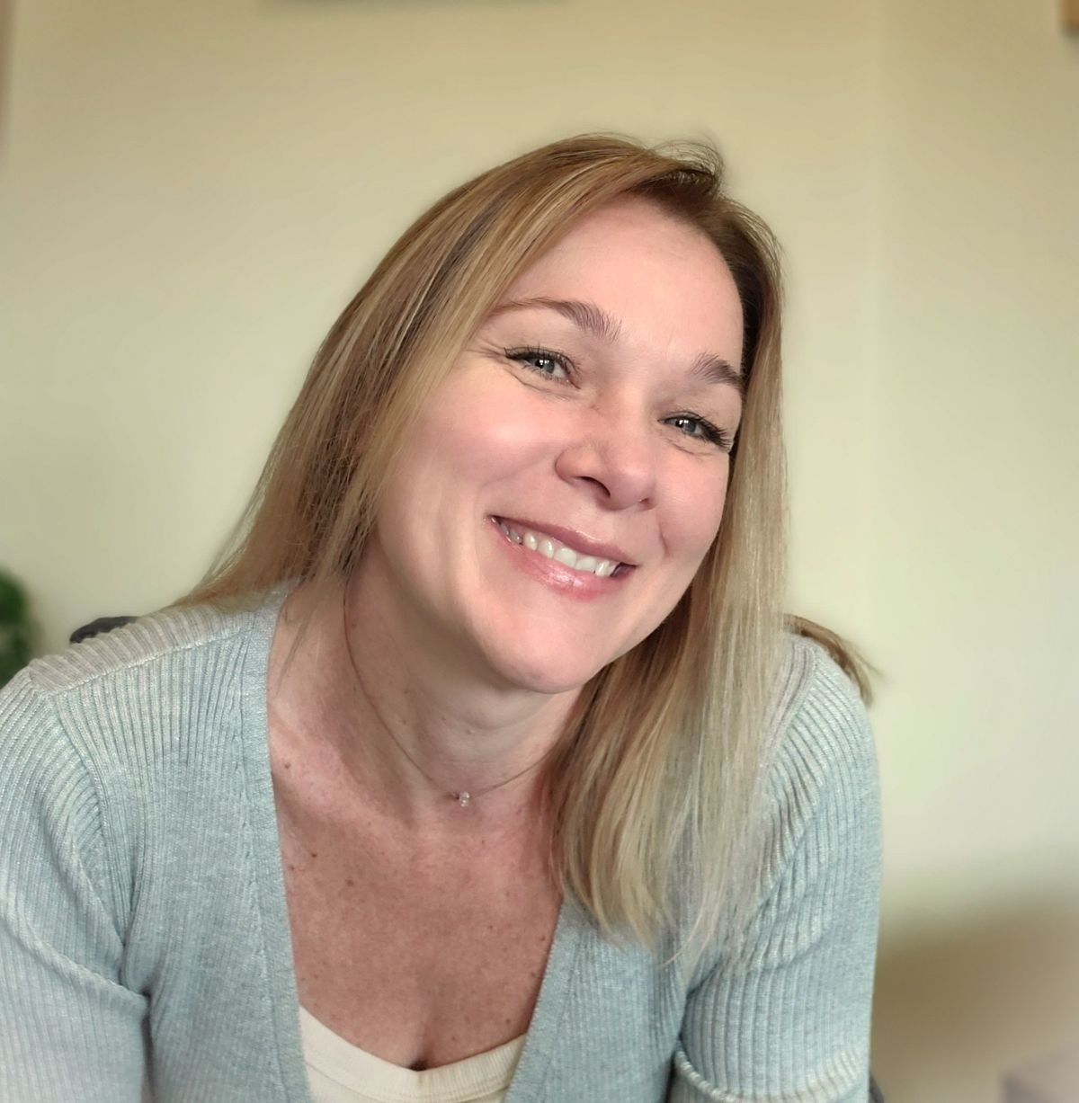 Sarah, blonde, at Inner Wisdom in Bozeman Montana. I'm a Certified Distance Energy Healer and Soul Coach. When the energy no longer serving you is removed it opens you to a space of healing and reconnection with who you are at the soul level.
