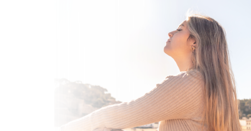 Blonde women sitting with the sun shining on her face. The Inner Alignment Series is a Healing and Coaching Program based in Bozeman Montana. It provides a healing container for somatic awareness, emotional healing, and trauma support .