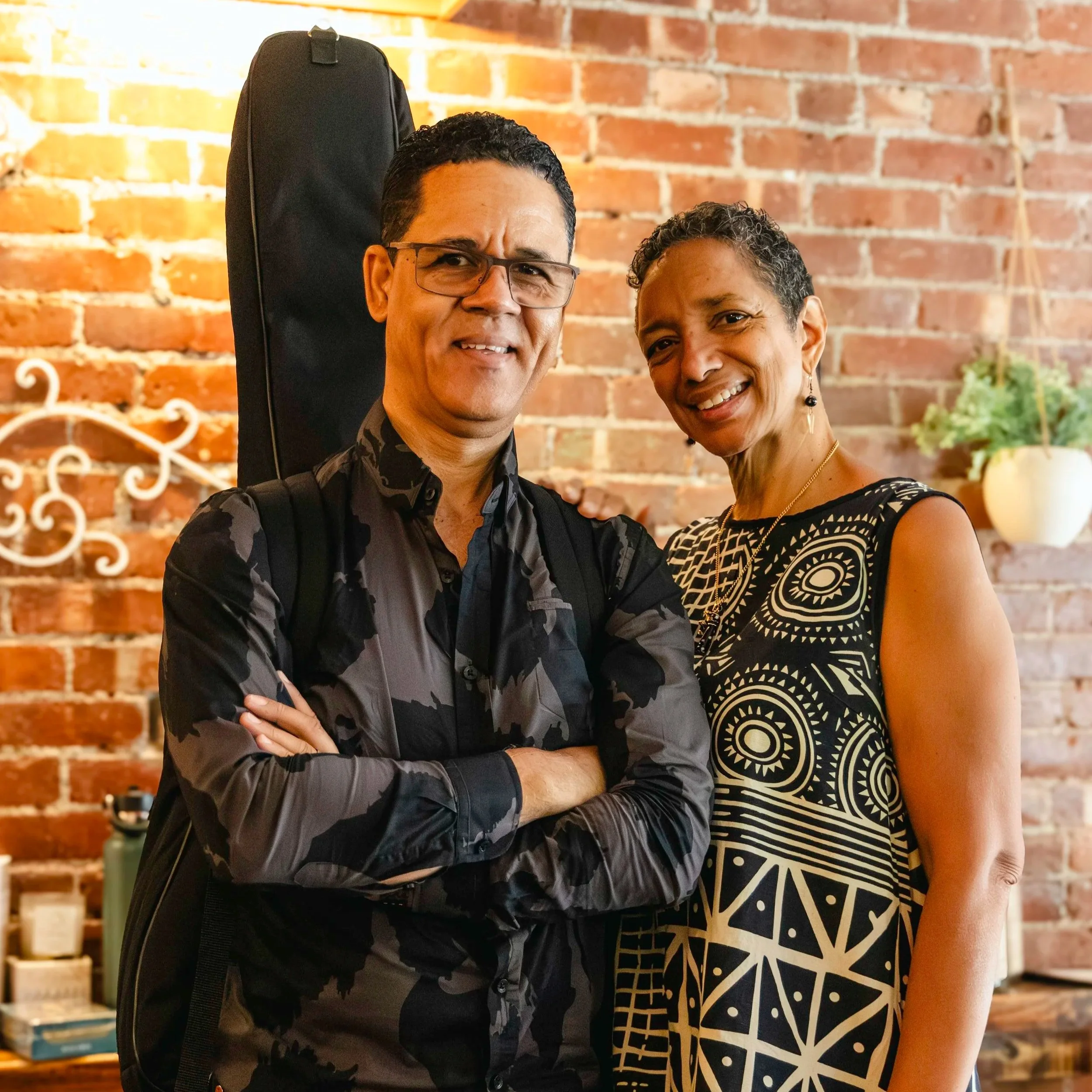 2:00 PM KabuJazz Duo with Cândida Rose and Santos Spencer