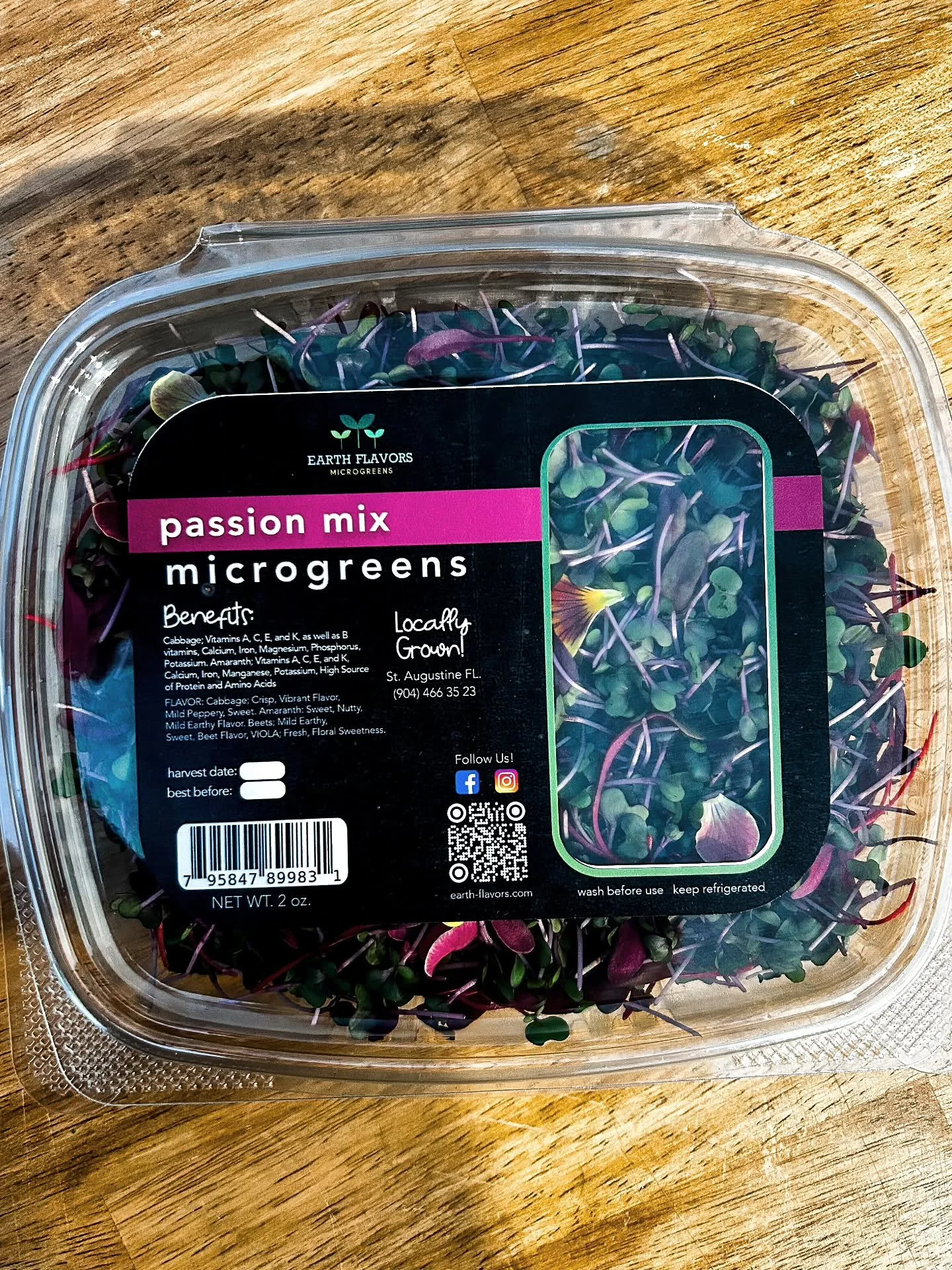 🌱The work never stops at @earthflavors7 .We keep creating blends full of flavor, freshness, and quality. Meet our new Passion Mix! 🌼 
Crisp, sweet, and gently peppery cabbage paired with the nutty richness of amaranth and beets, and a subtle touch 