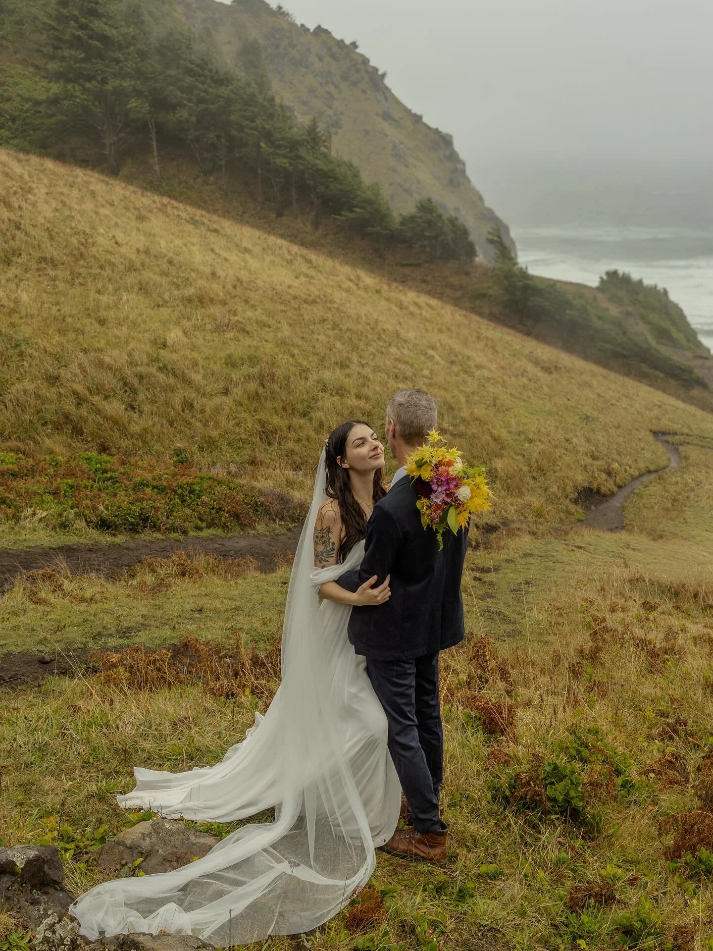 Coastal Magic with @folksmodeling Stunning shot by 📸: @byk.r.photography