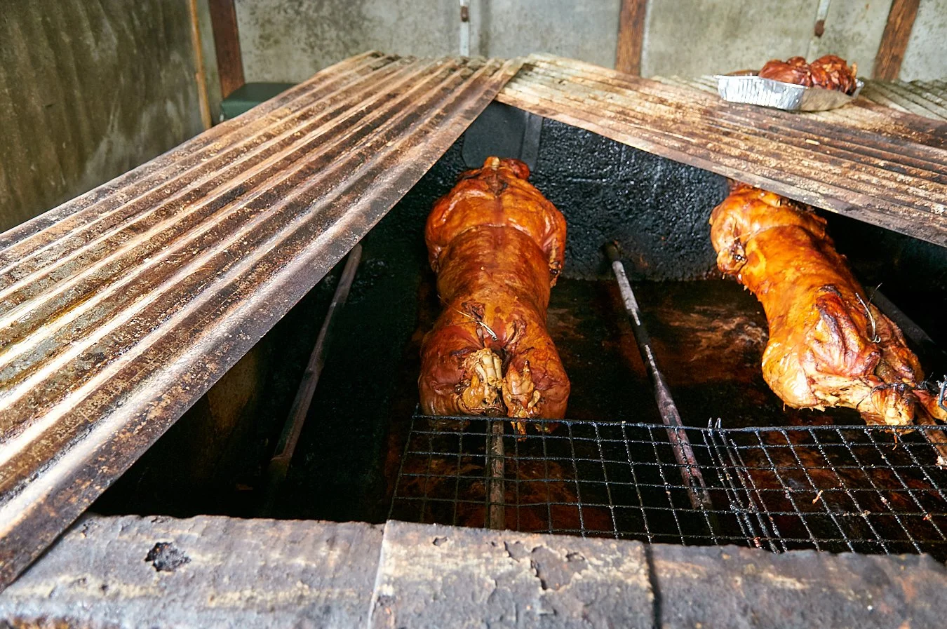 lechon-1-4.jpg