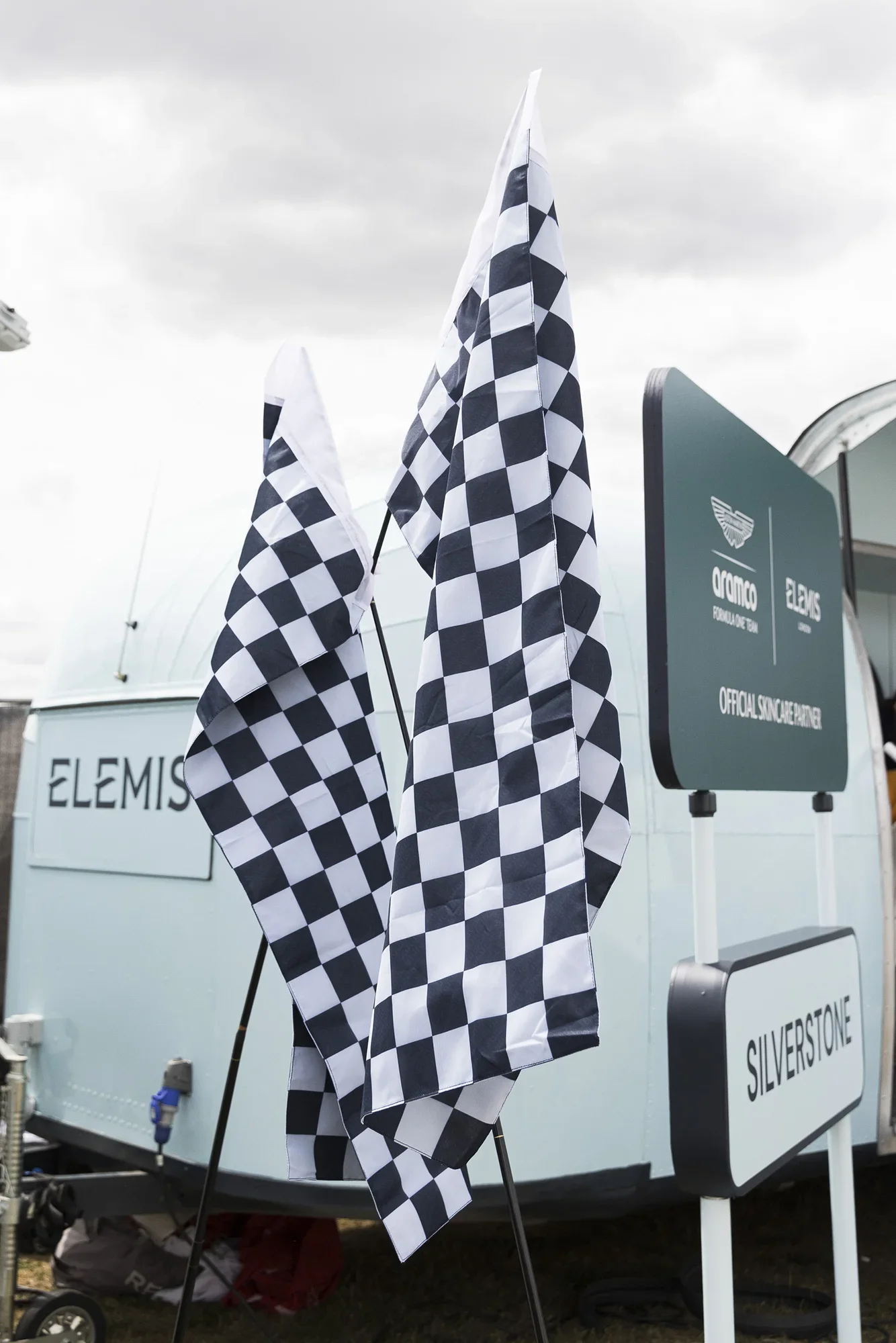 Elemis, Pit stop pop-up. Experiential Agency UK, Roadshow - Exterior Race Flags