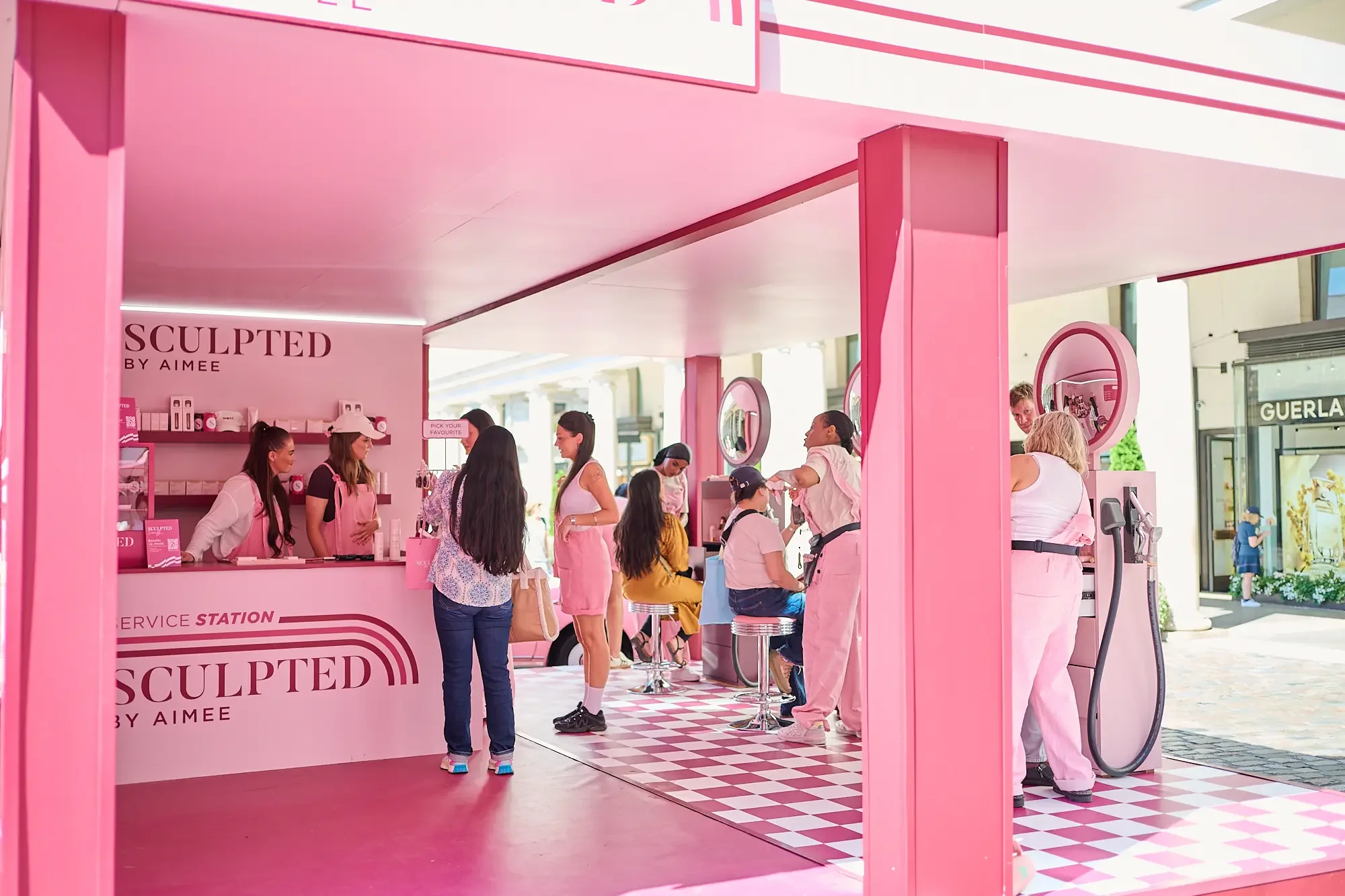Sculpted by Aimee, Experiential Marketing Pop-up, Interior