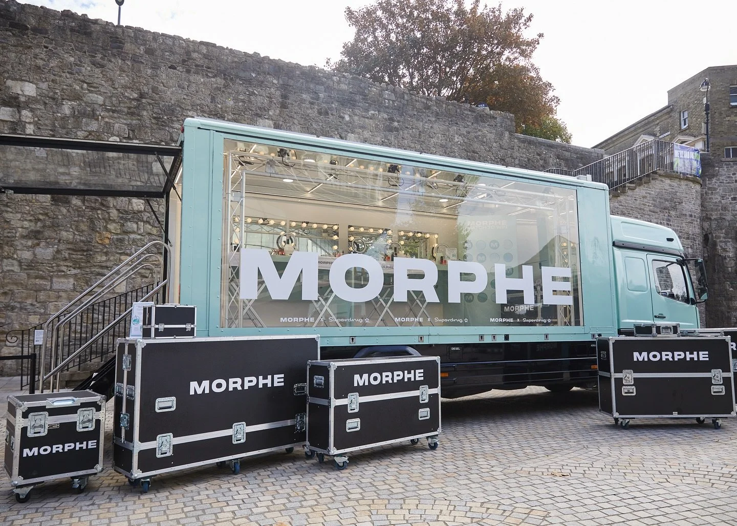 Backlash X Morphe - 🎬Backstage Roadshow 🎞️

Our latest work with Morphe took guests backstage and gave everyone who stepped into the pop-up VIP treatment.

Guests picked up their backstage passes, stopping at stations around the backstage area fill