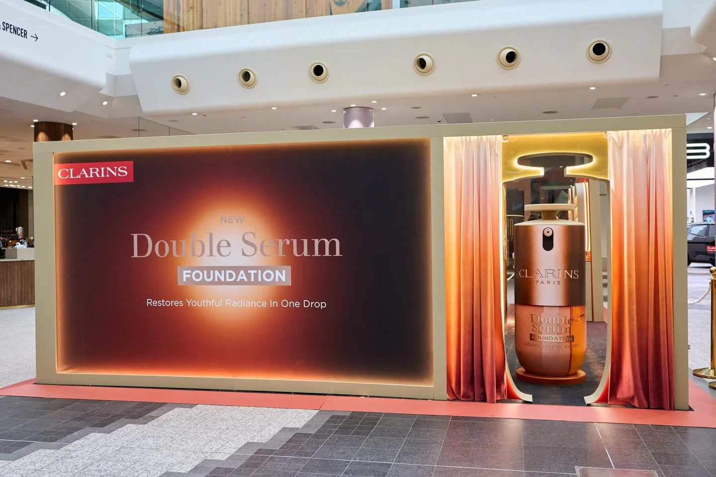 Backlash x Clarins - The Radiance Studio ✨✨

To celebrate the launch of the new Double Serum Foundation, we created The Radiance Studio, a pop-up activation, blending Clarins&rsquo; skincare expertise with experiential. Designed to hero the foundatio
