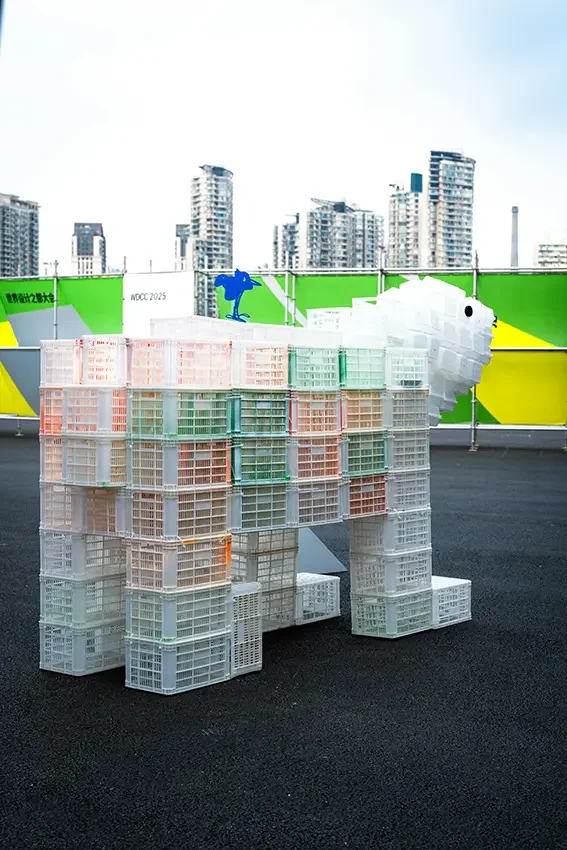 Sustainable Materials, Polar bear scuplture