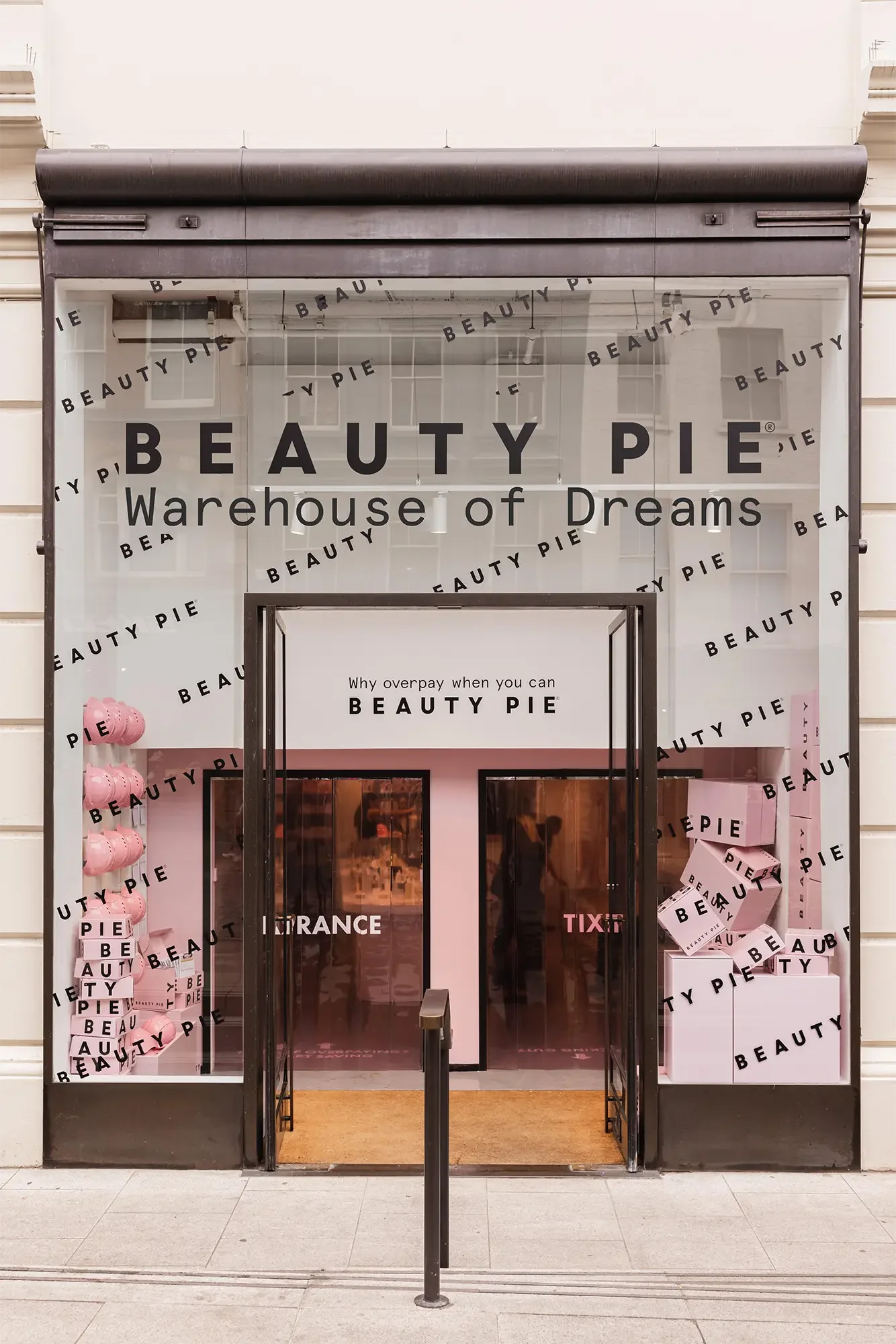 Beauty Pie Pop-up, Exterior