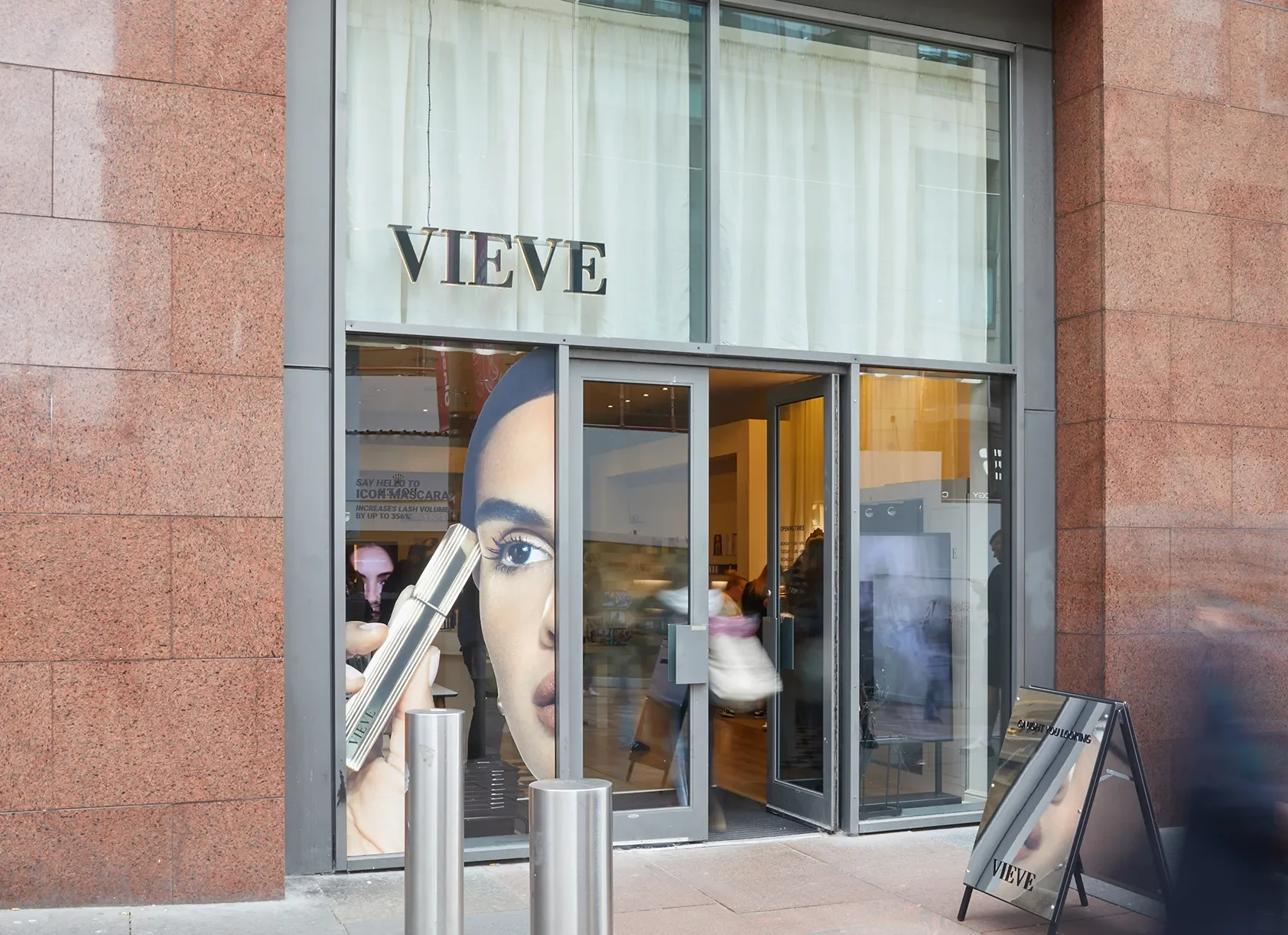 VIEVE <span>The Glasgow Store </span>