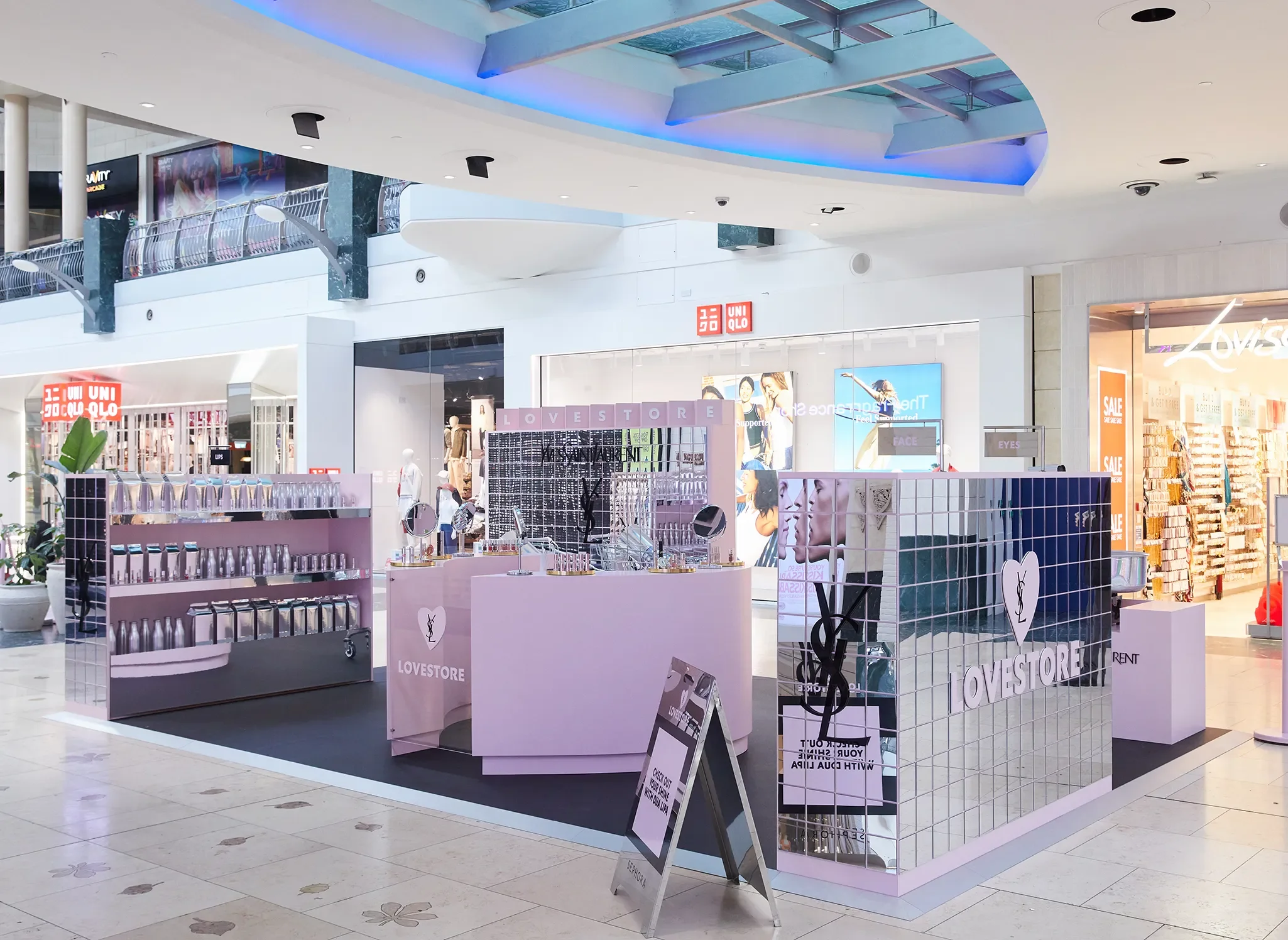 YSL, Lovestore, Stand in Bluewater