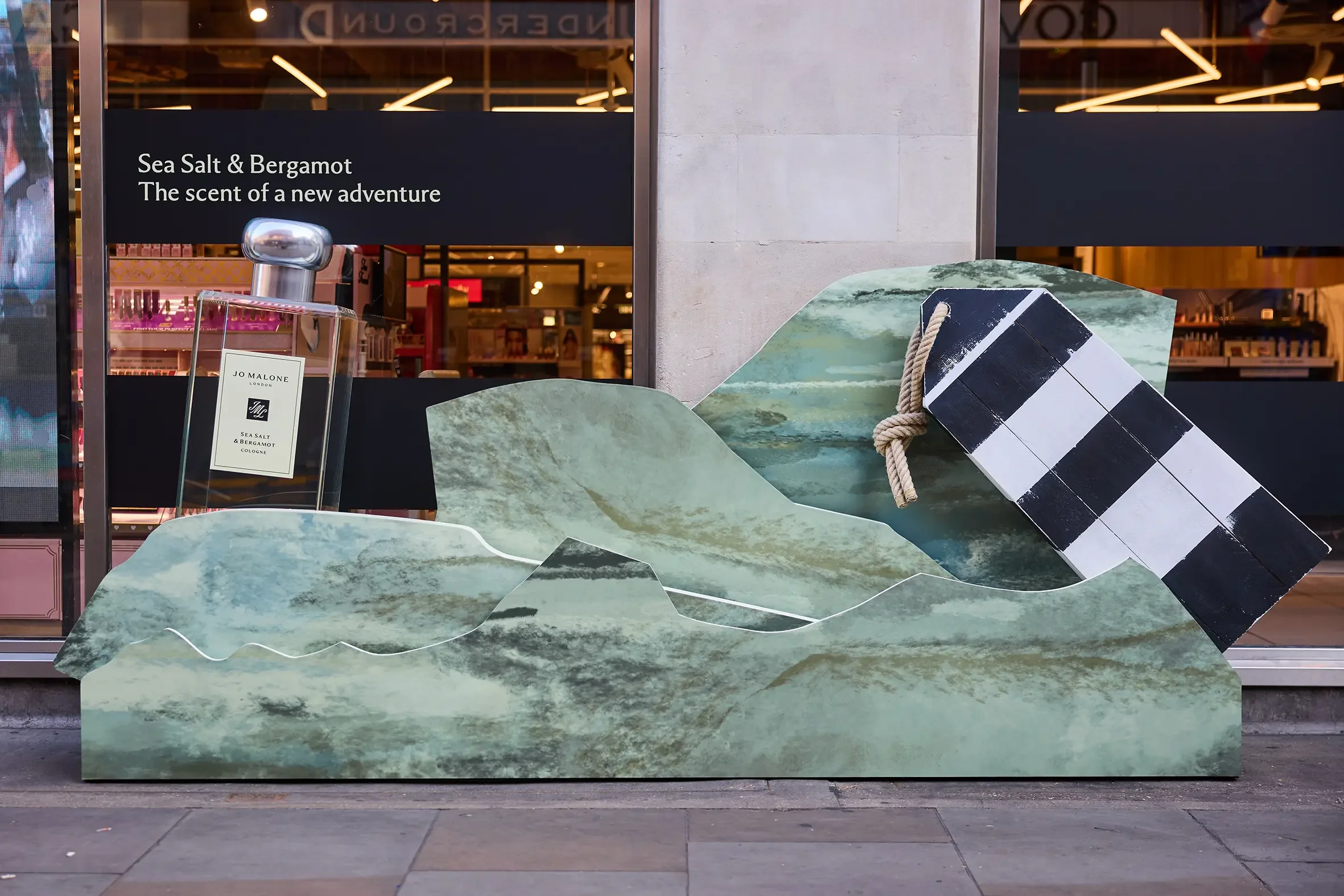 Sea Rocks installation on the from of the Boots Flagship in Covent Garden