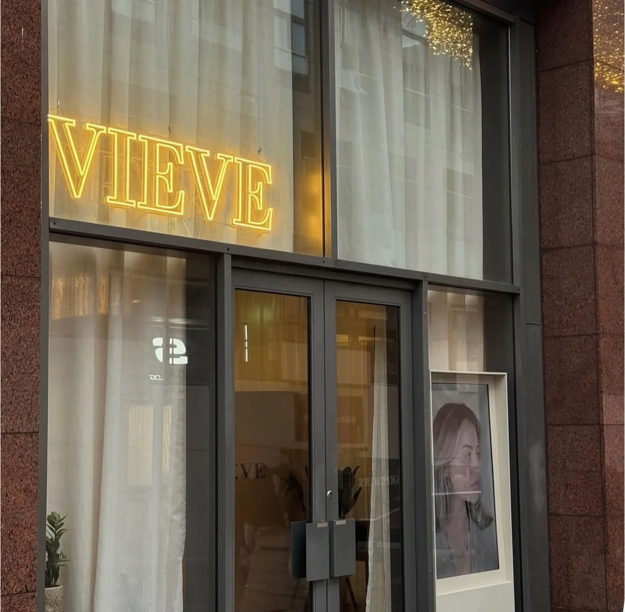 Vieve Pop-Up 2024, Exterior