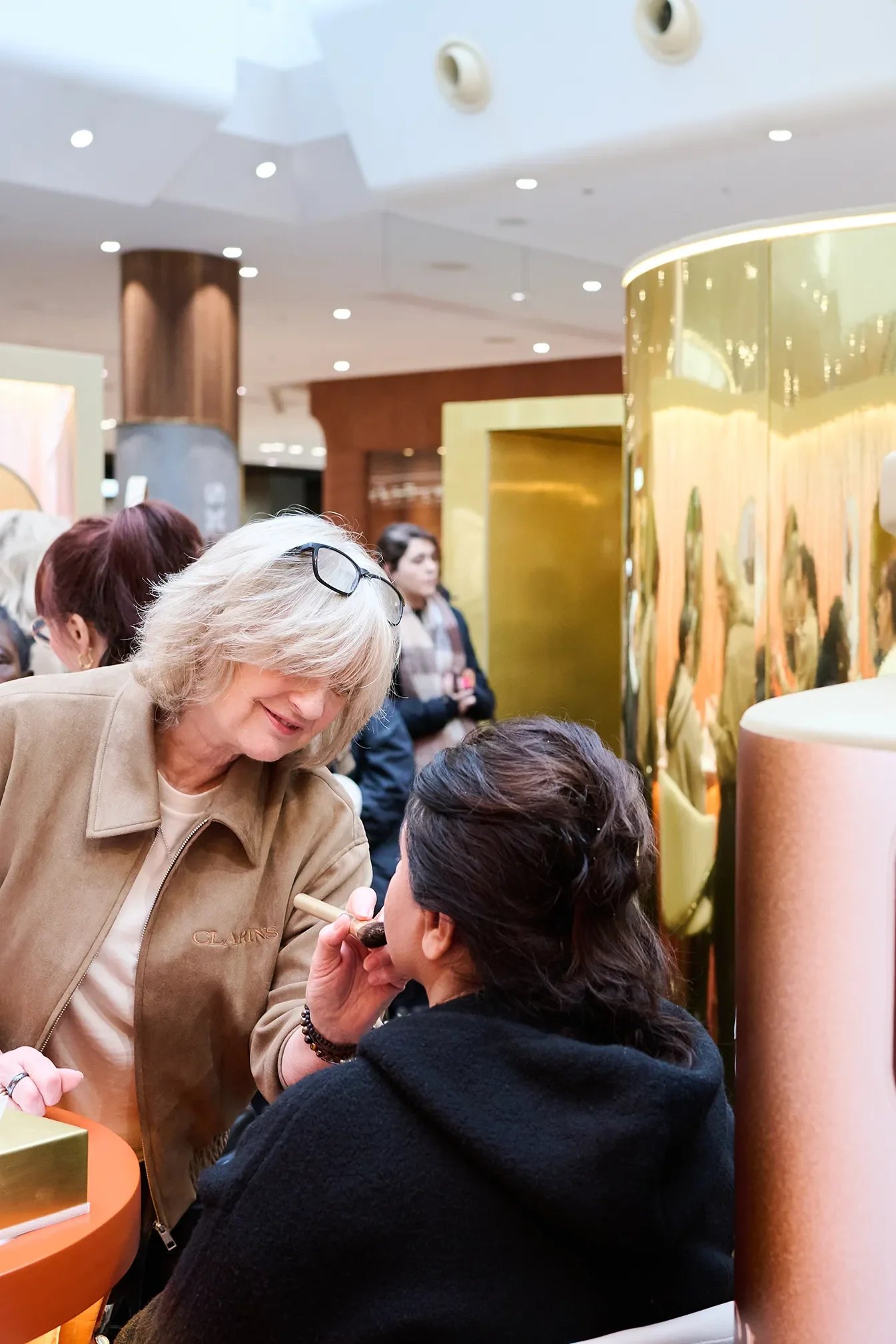 Clarins , The Radiance Studio, Shade matching make-up