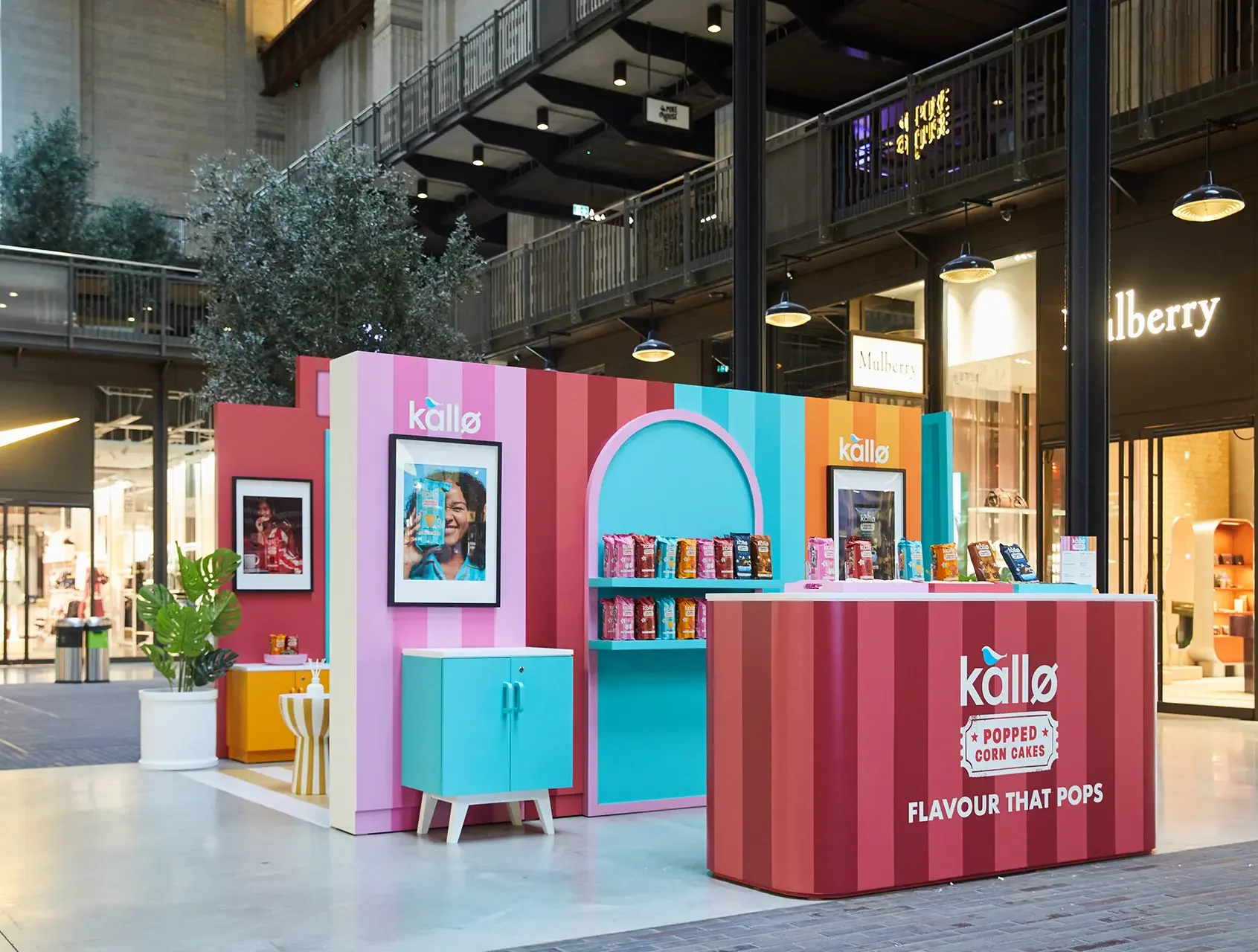 Kallo Snack Lounge - stand