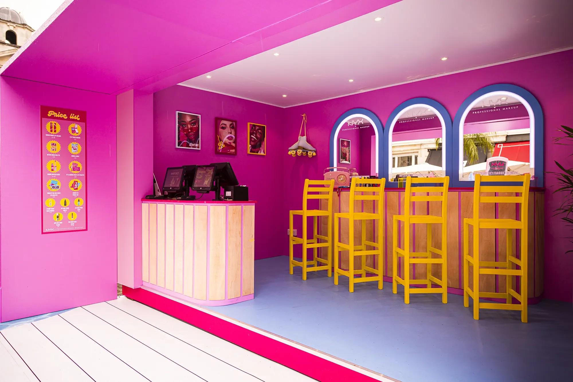 NYX Barbie, Interior