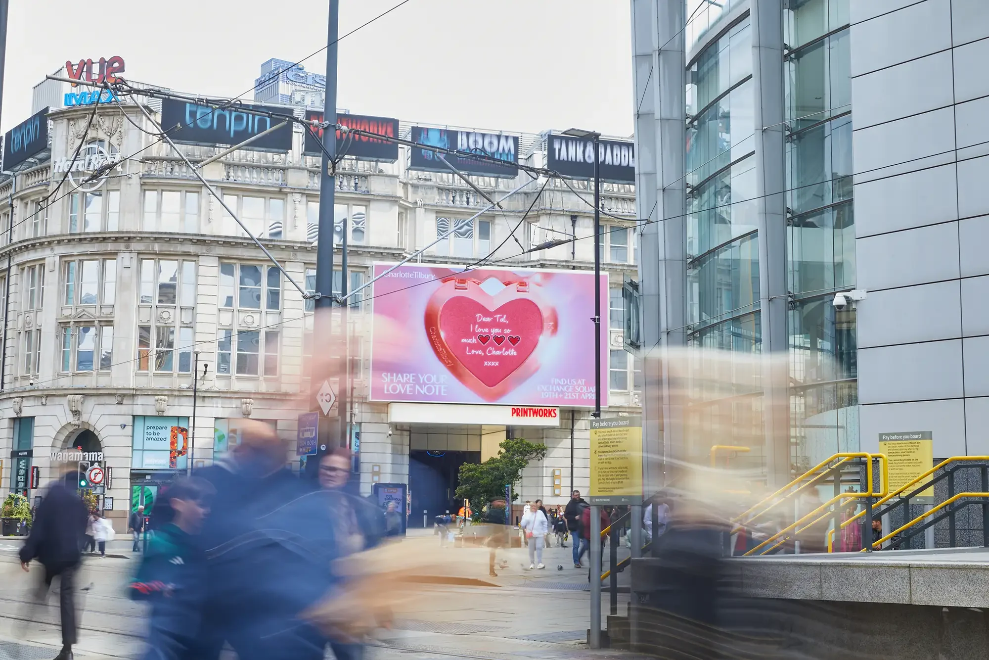 Charlotte Tilbury, Experiential Agency UK, Digital OOH