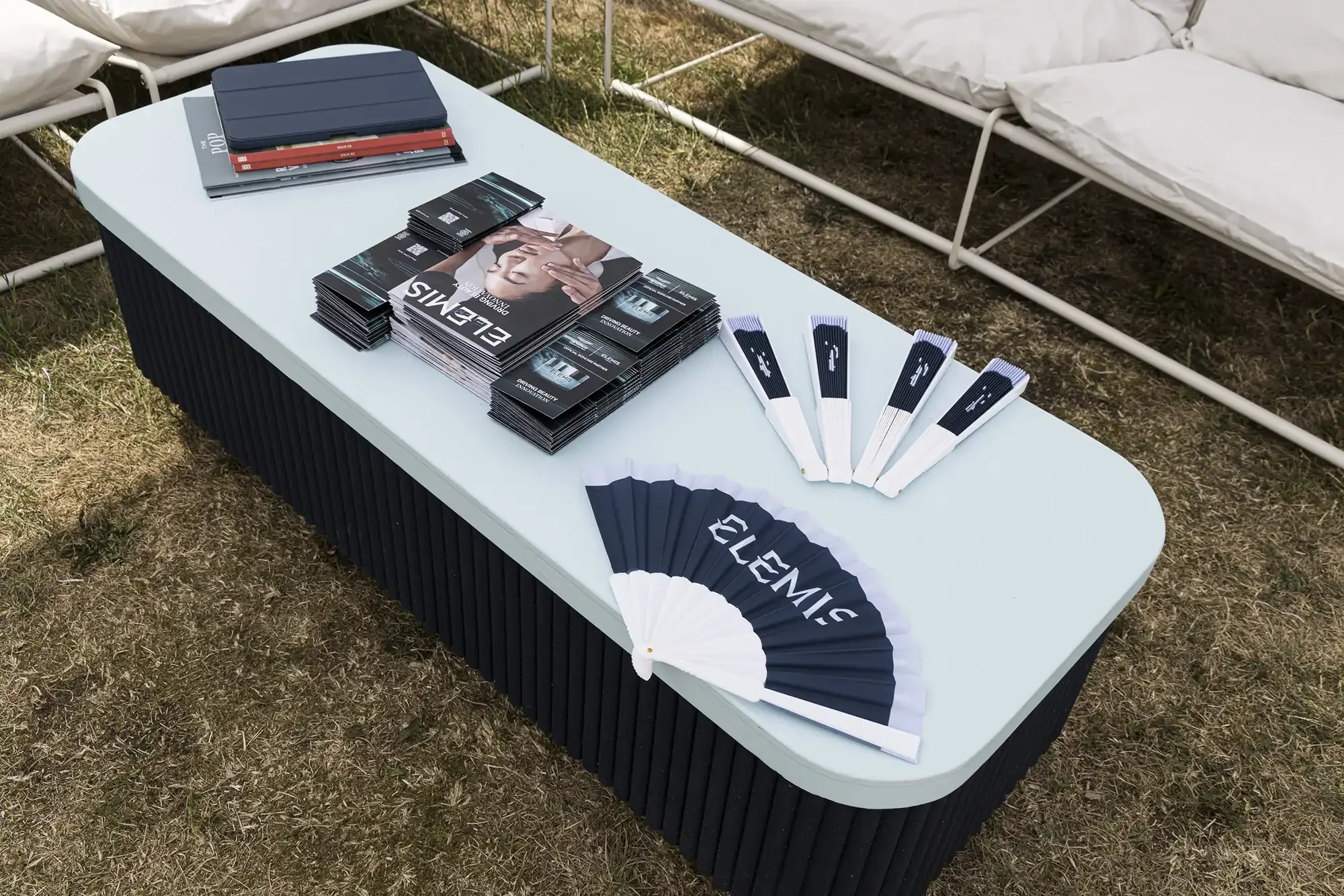 Elemis, Pit stop pop-up. Experiential Agency UK Roadshow - Exterior