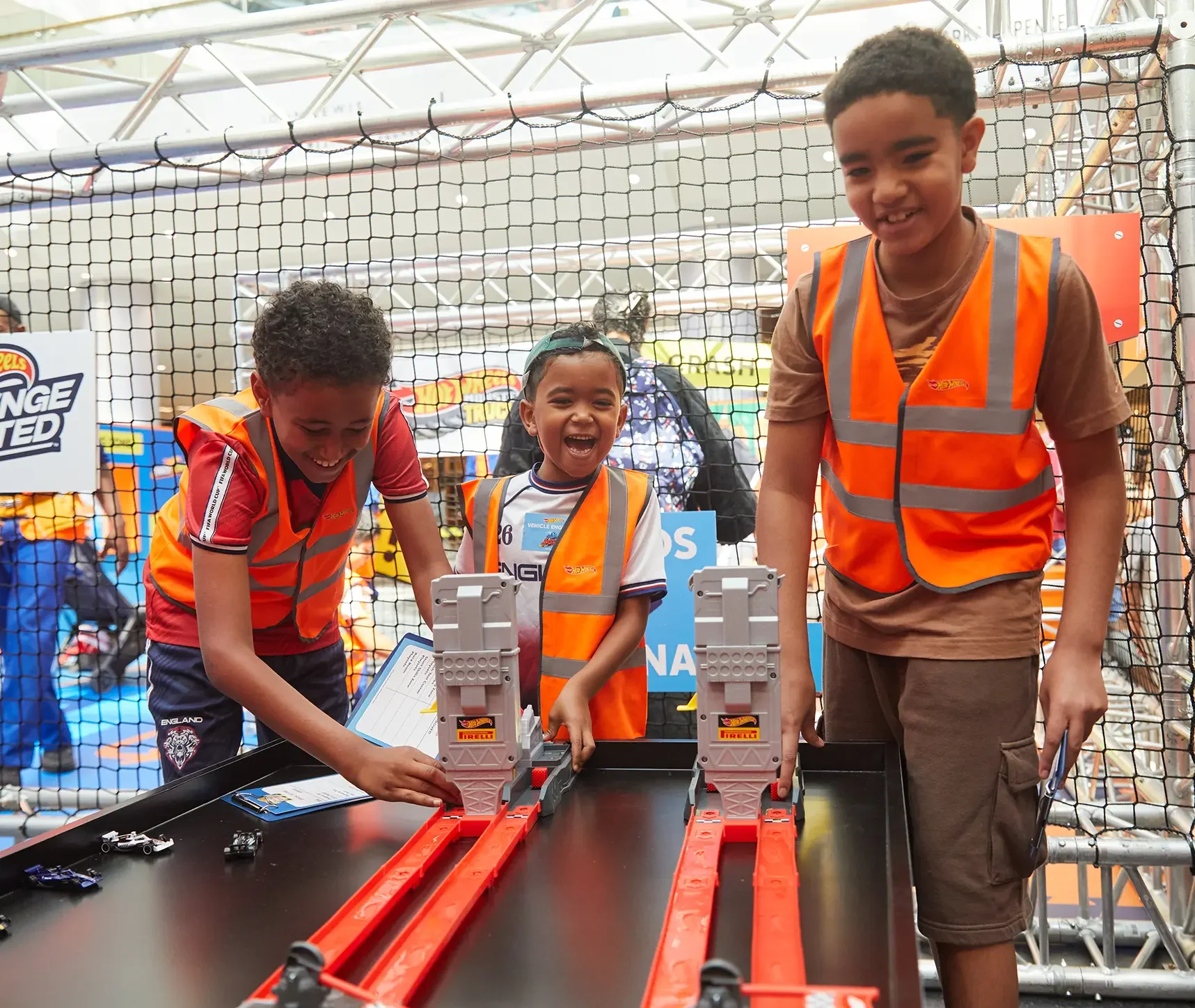   Mattel  Hot Wheels Testing Centre  