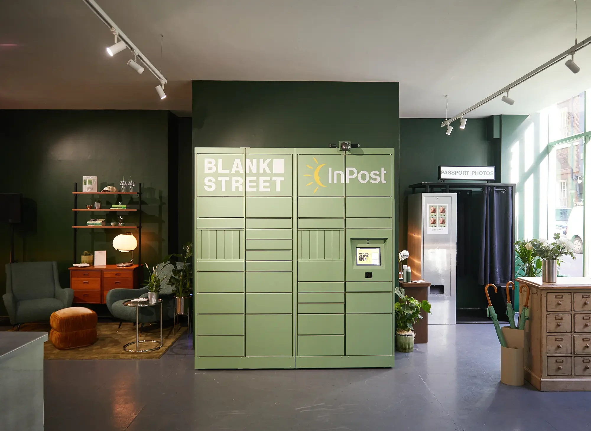 Blank Street Coffee, Post Room, InPost Locker