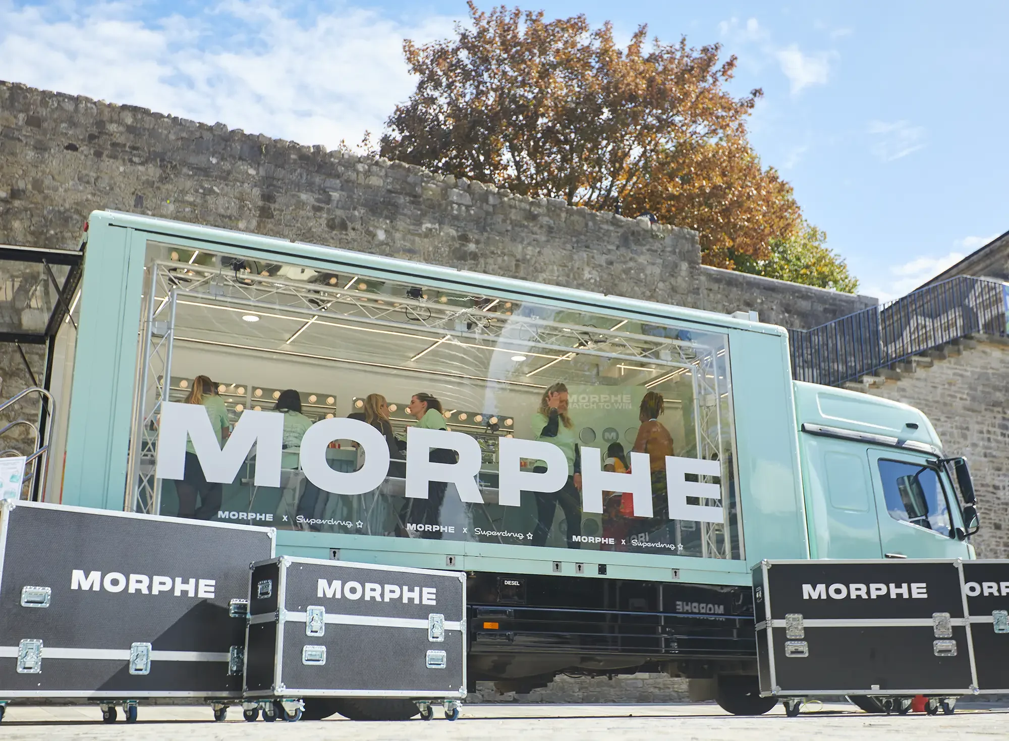 Morphe, Backstage Beauty Roadshow, - Trucks